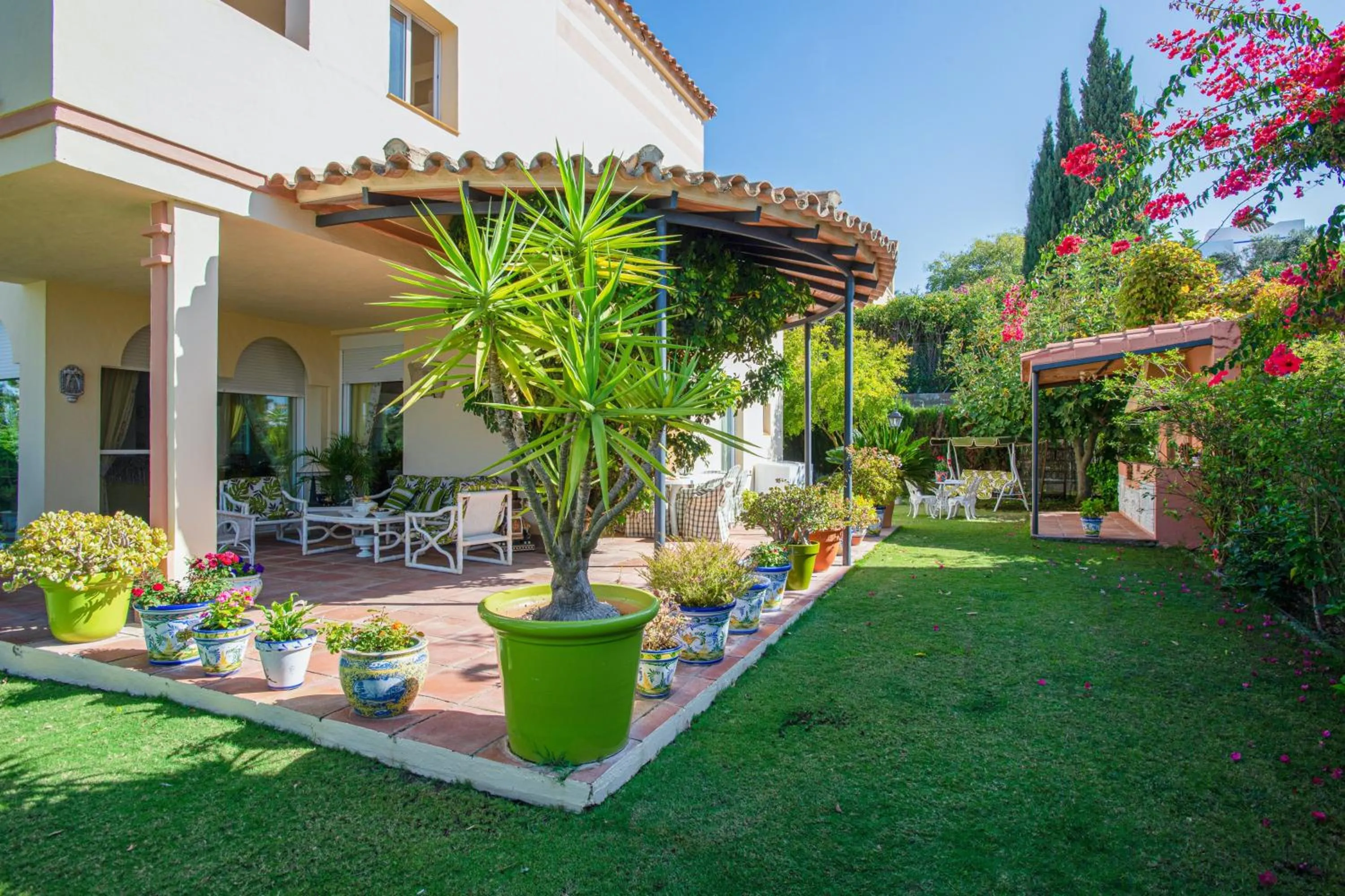 Charming villa in Sanlúcar de Barrameda with private pool