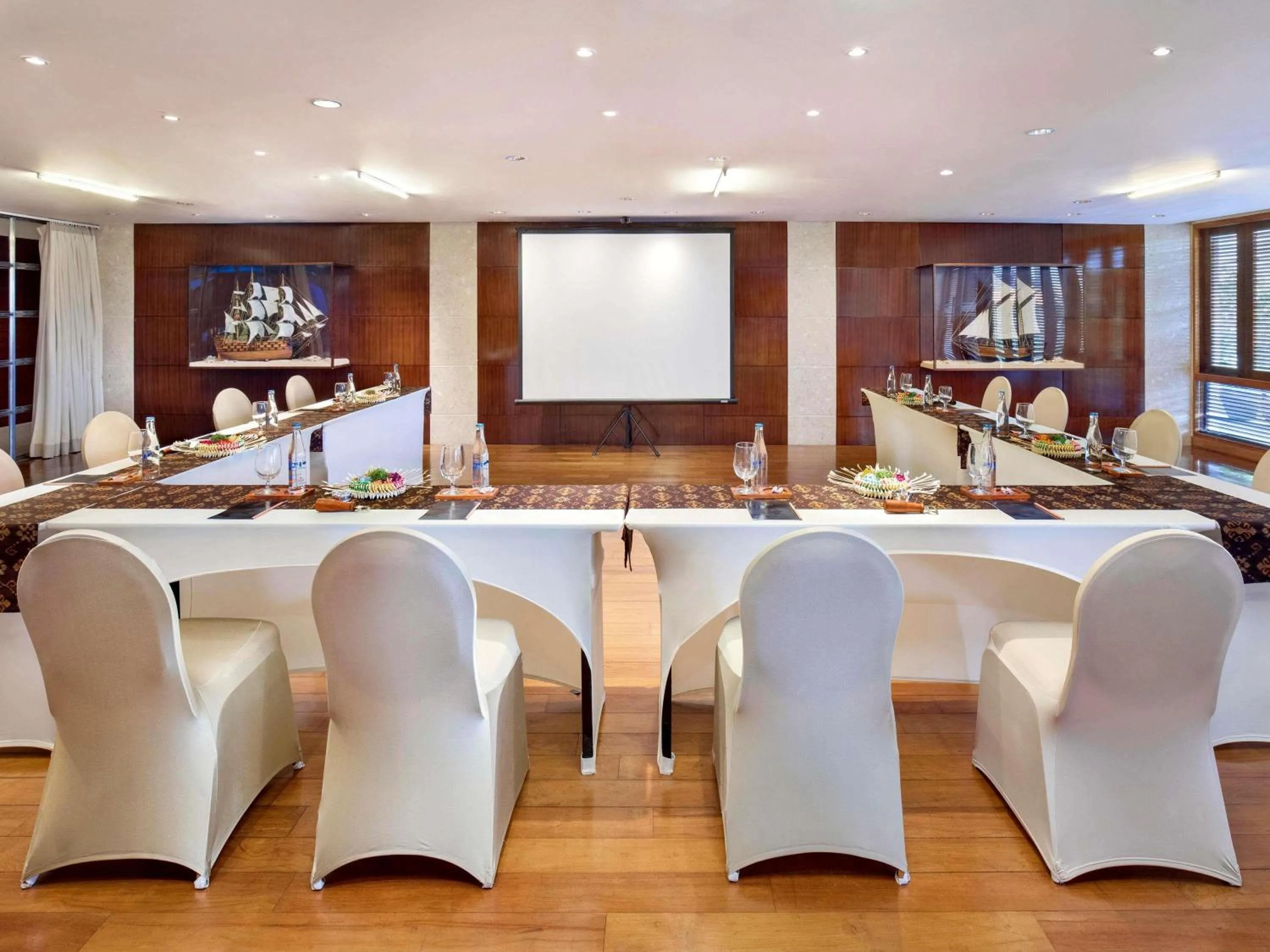 Meeting/conference room in The Kuta Beach Heritage Hotel - Managed by Accor