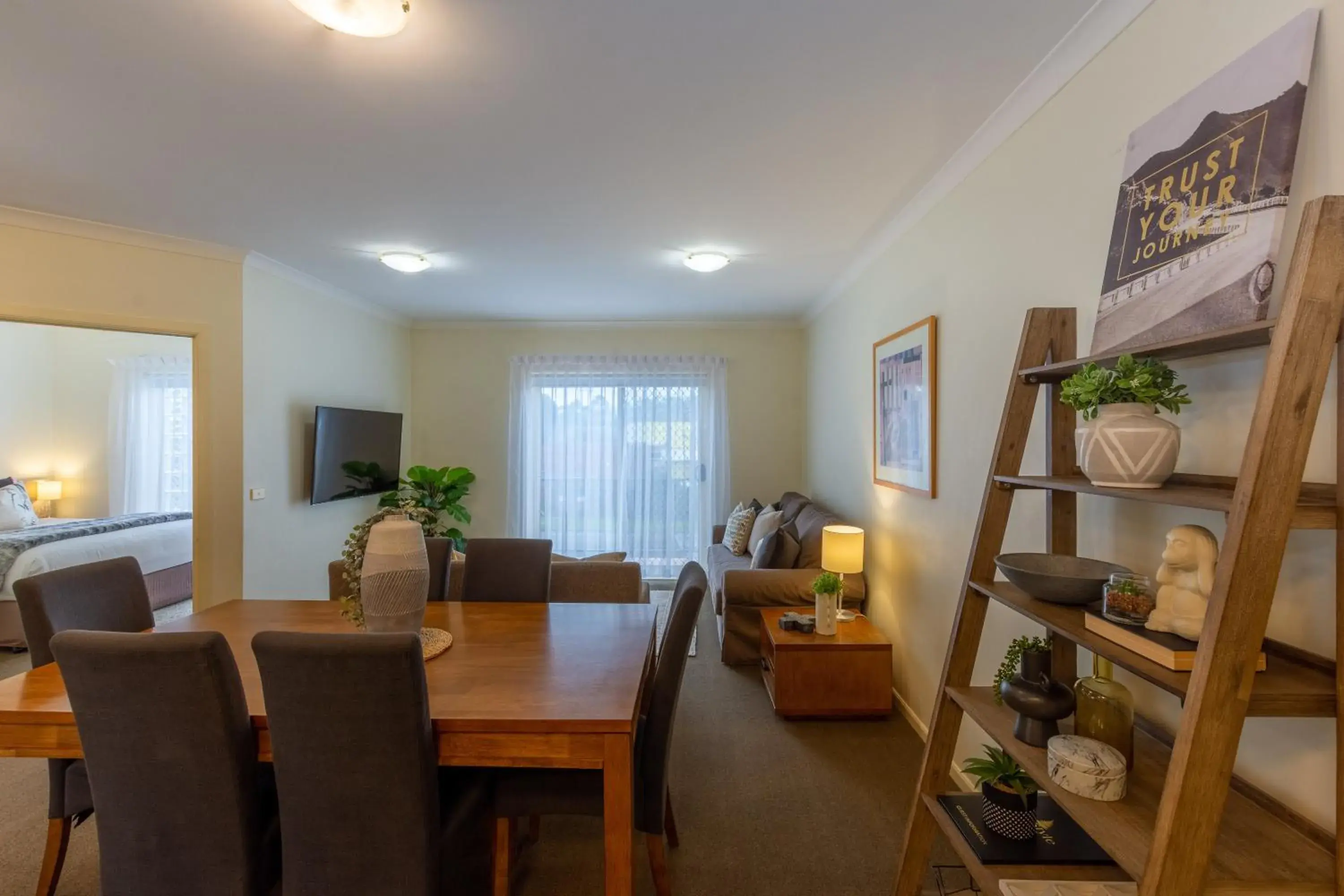 Deluxe Two-Bedroom Apartment in Lifestyle Apartments at Ferntree Deluxe Two-Bedroom Apartment in Lifestyle Apartments at Ferntree