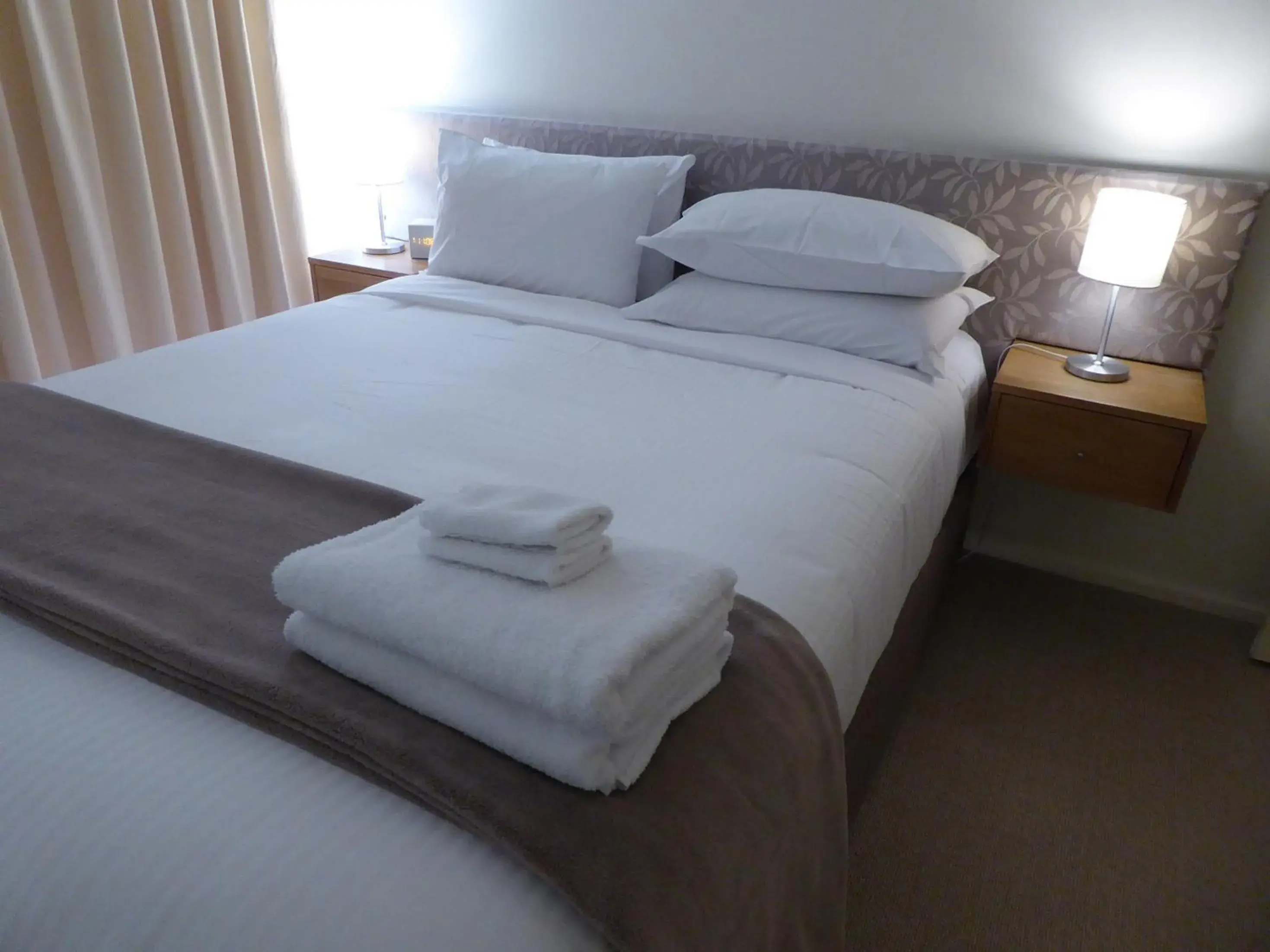 Bedroom, Bed in Lifestyle Apartments at Ferntree Bedroom, Bed in Lifestyle Apartments at Ferntree