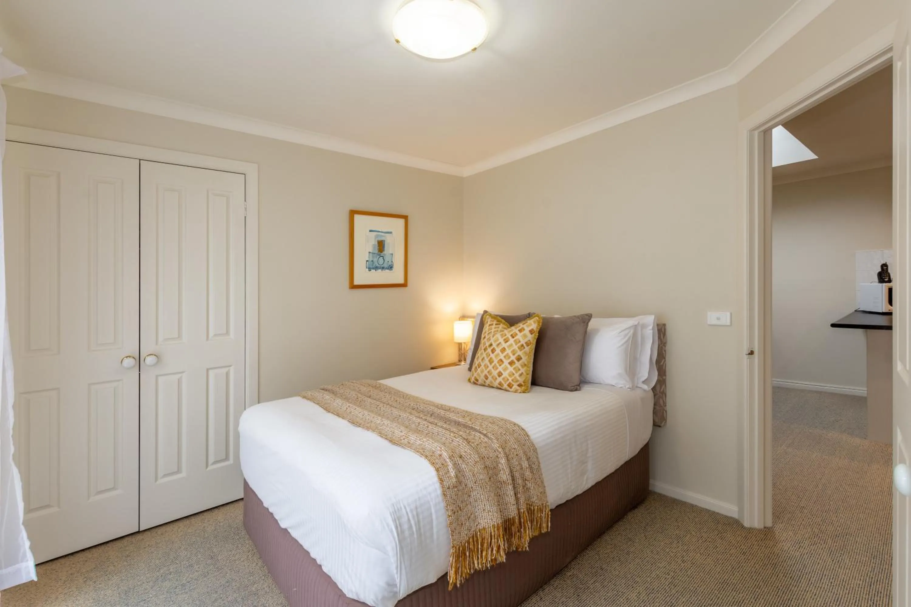 Bed in Lifestyle Apartments at Ferntree