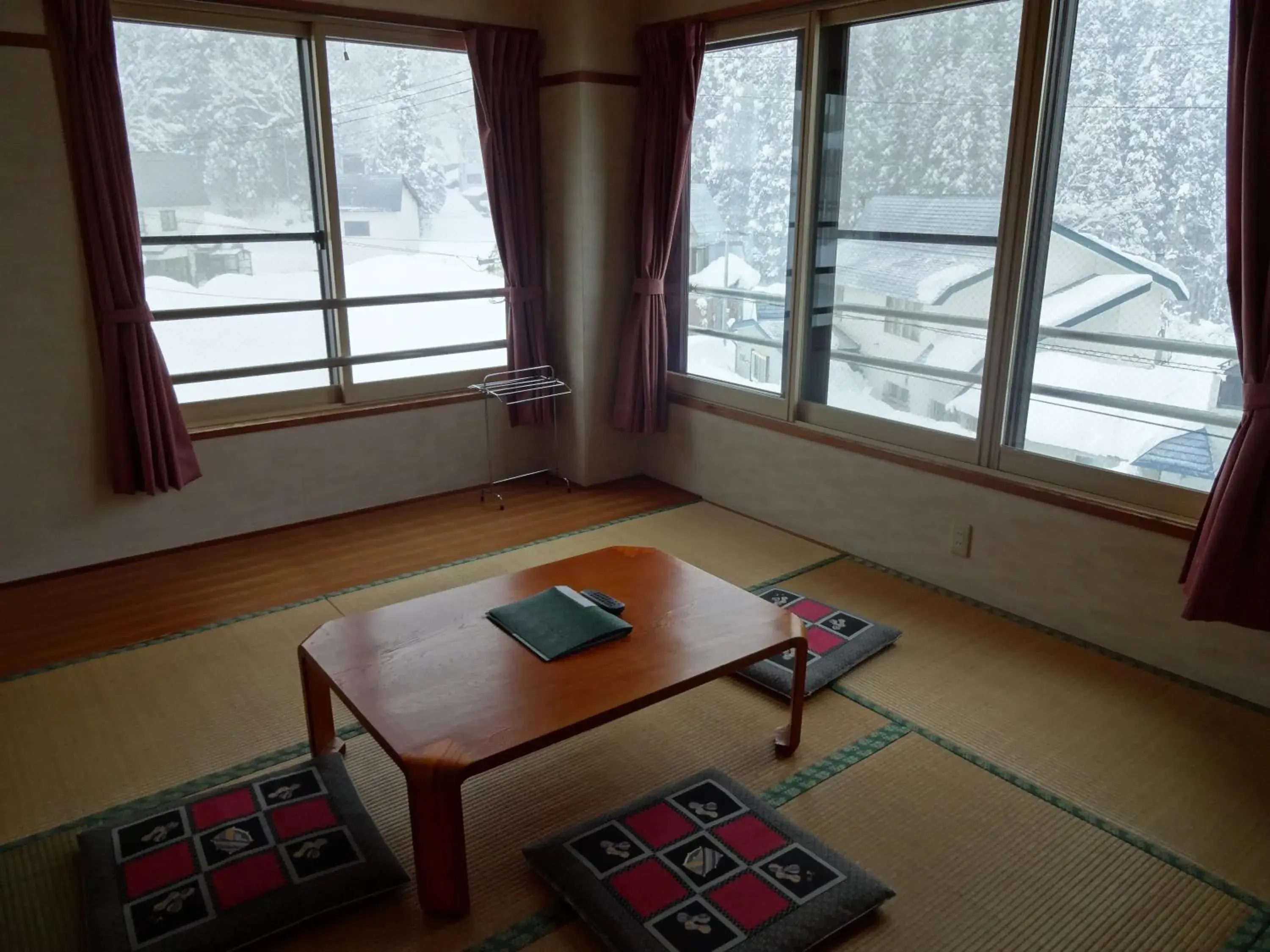 Japanese-Style Room with Shared Bathroom in Highland Lodge Takegen Japanese-Style Room with Shared Bathroom in Highland Lodge Takegen