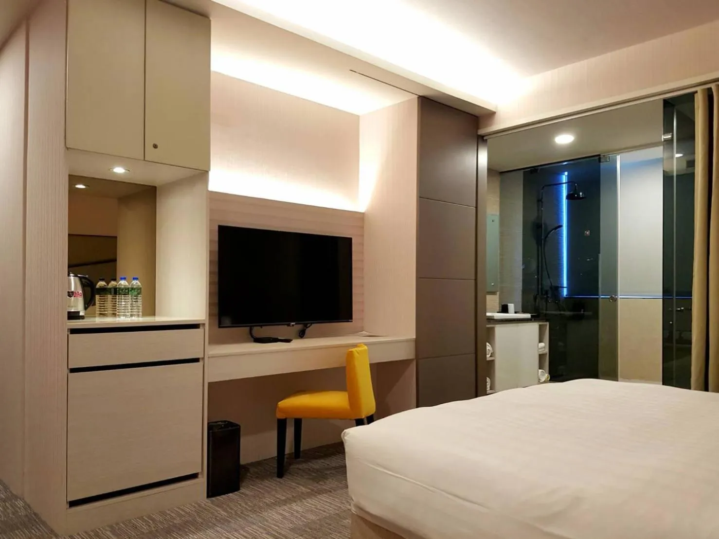 Bed in Hotel Geight Taipei