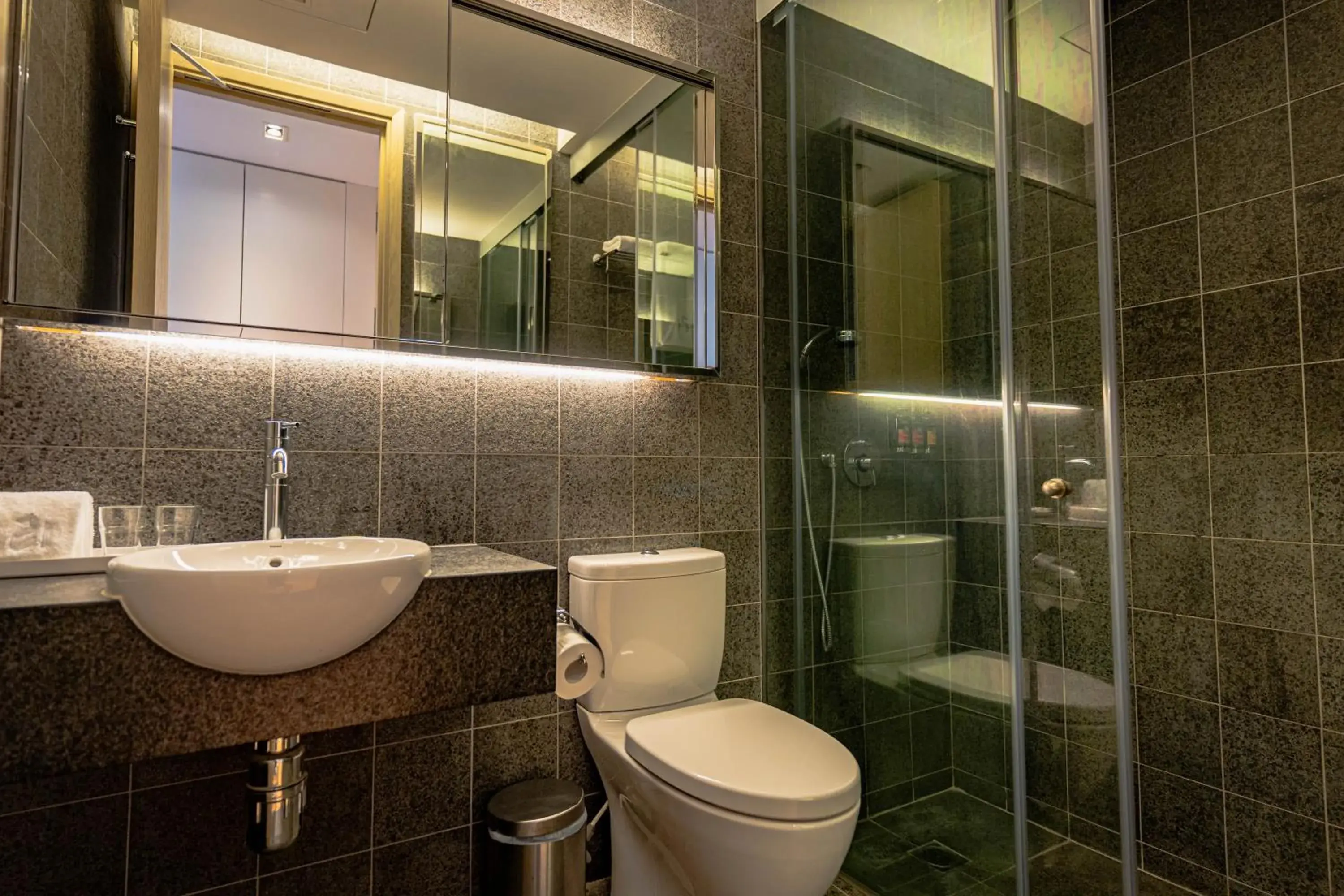 Twenty One Whitfield Twenty One Whitfield