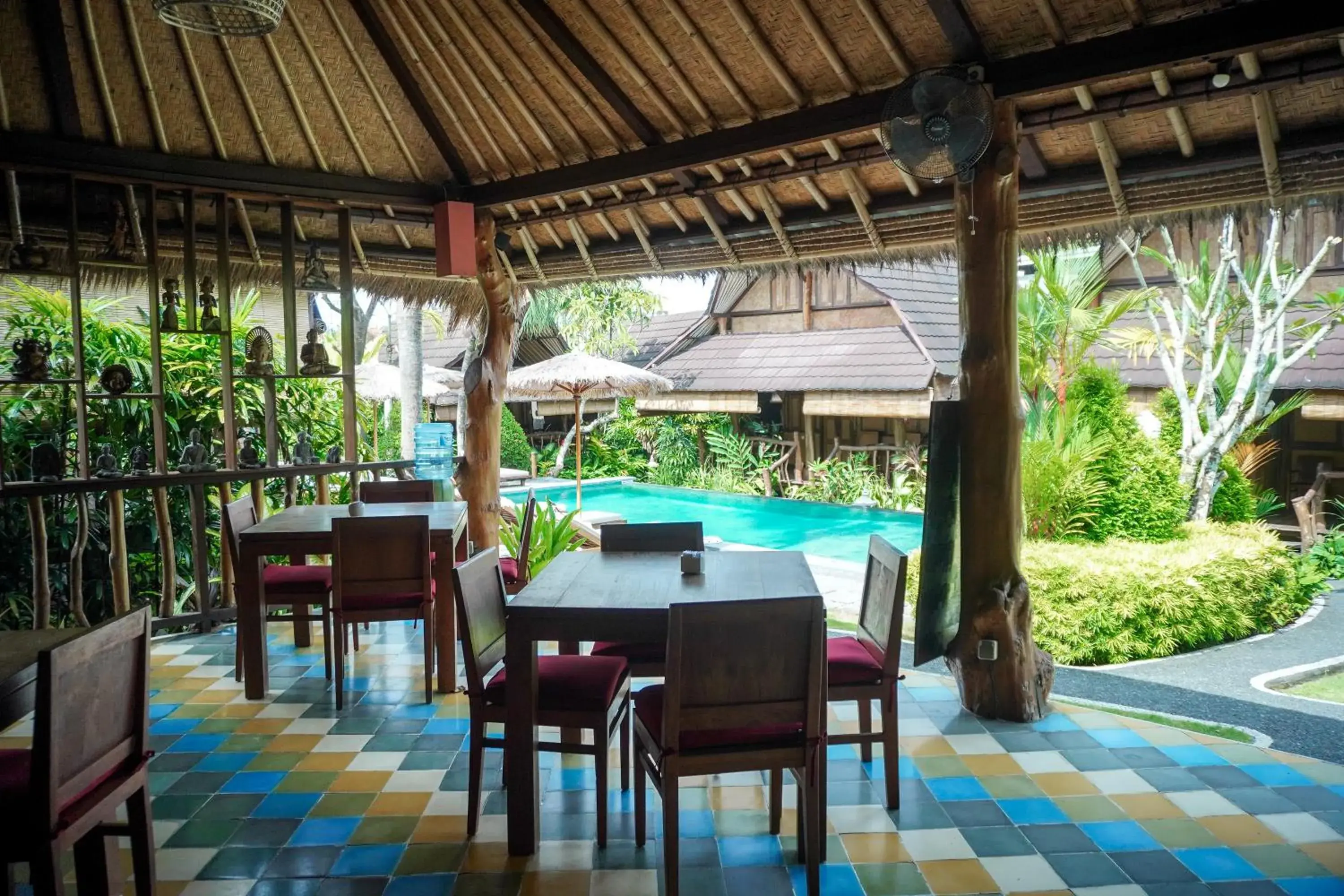 Restaurant/places to eat in The Calmtree Bungalows Restaurant/places to eat in The Calmtree Bungalows