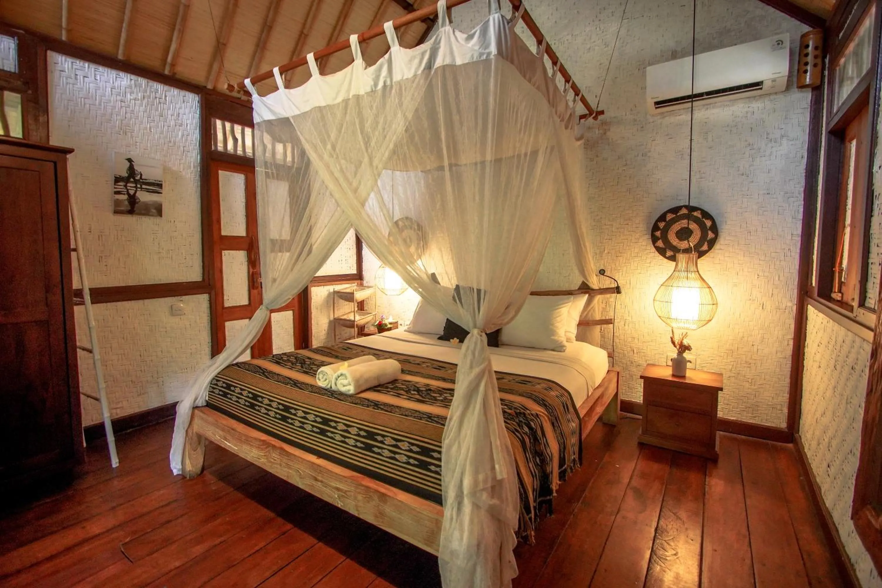 Bedroom, Bed in The Calmtree Bungalows
