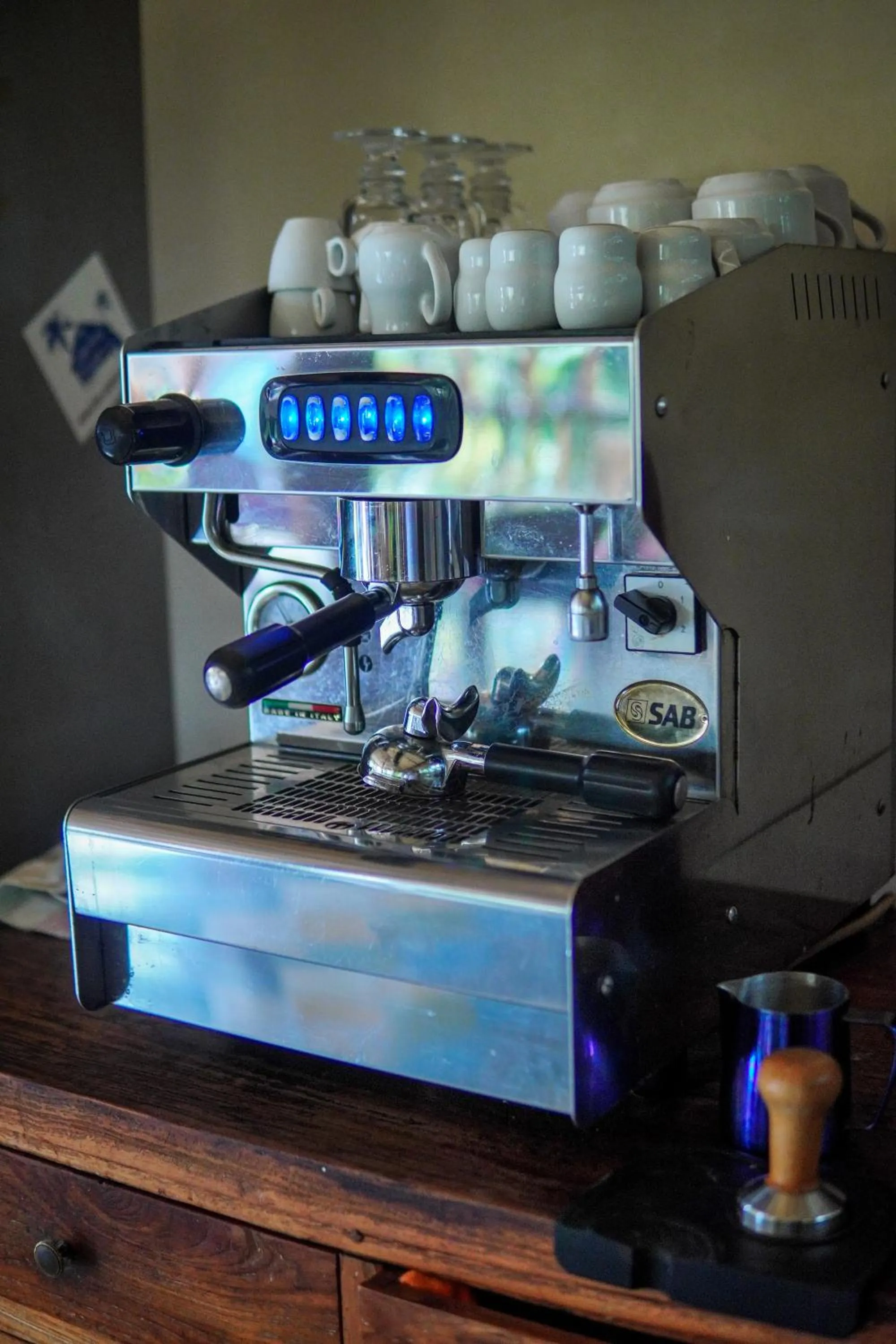 Restaurant/places to eat in The Calmtree Bungalows