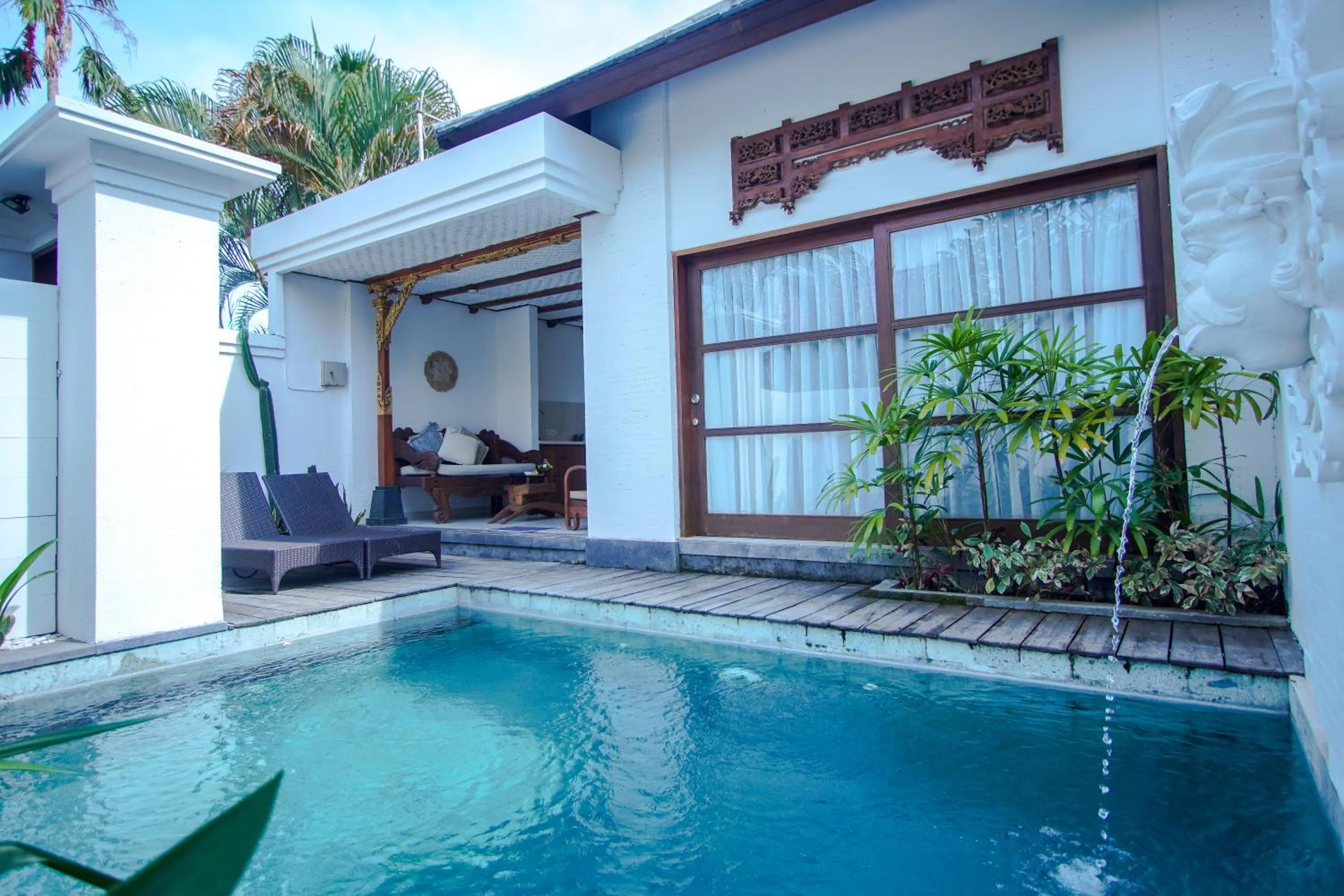 Swimming pool in The Calmtree Bungalows