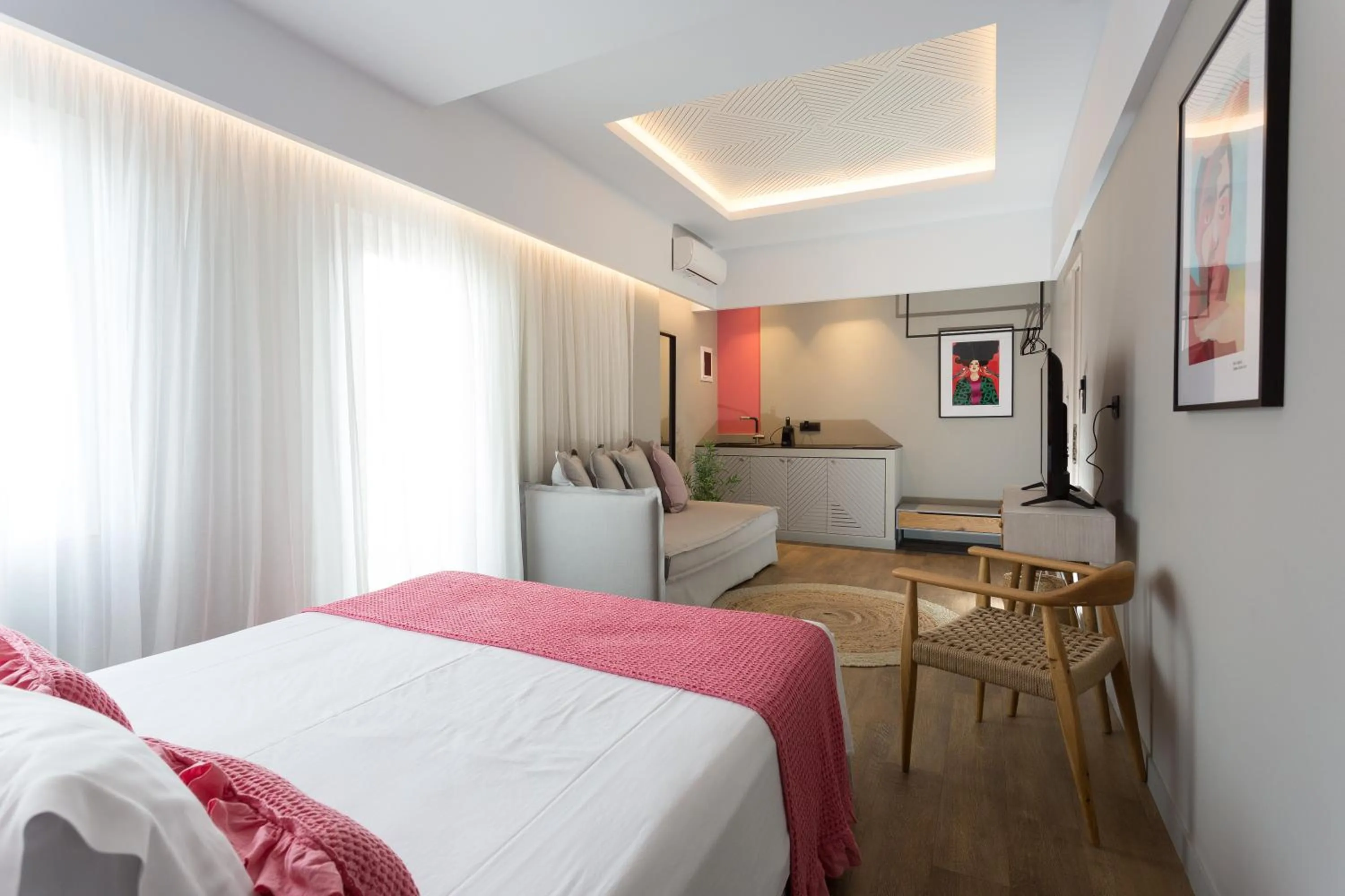 Photo of the whole room, Bed in Artree Suites