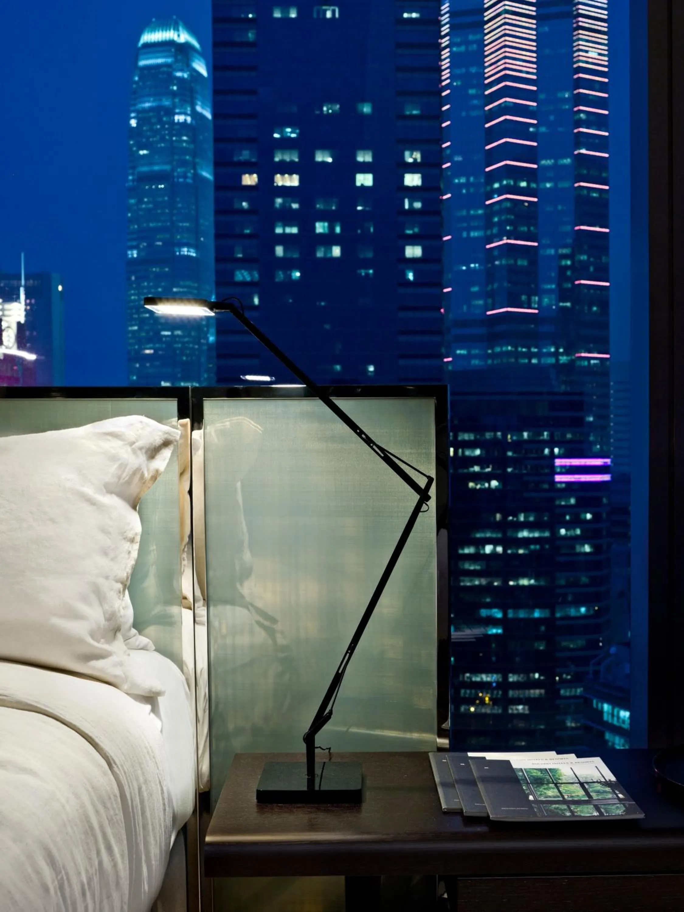 Night, Bed in 99 Bonham