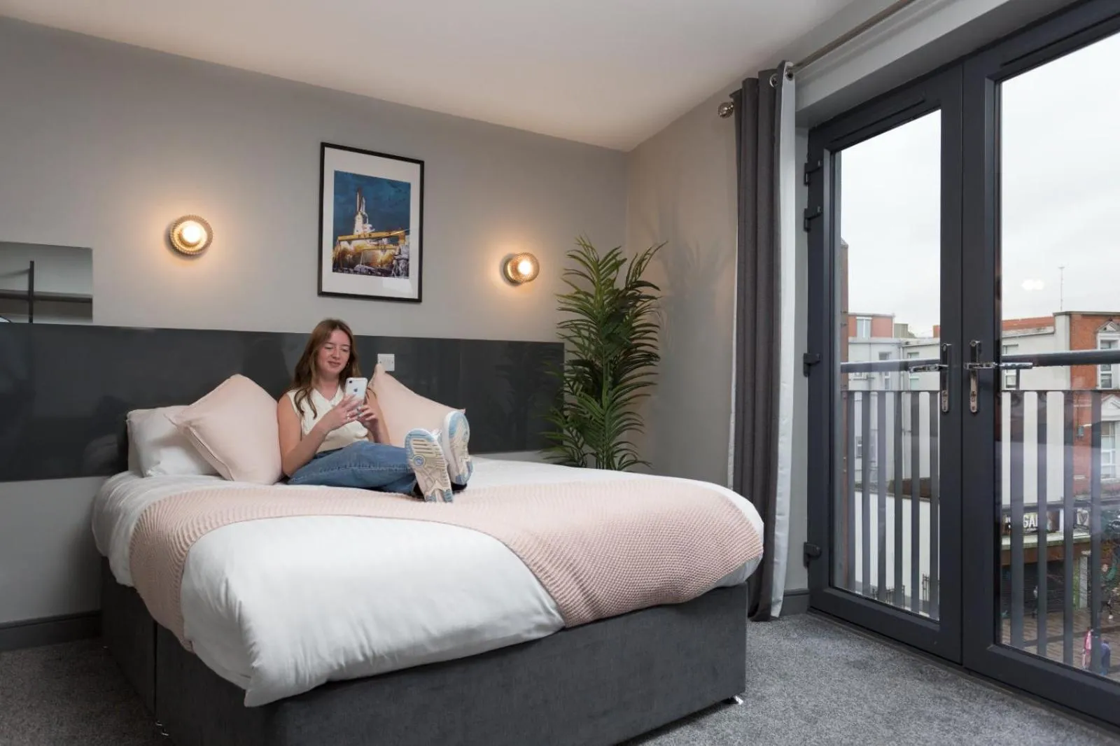 Bed in Bank Square Town House