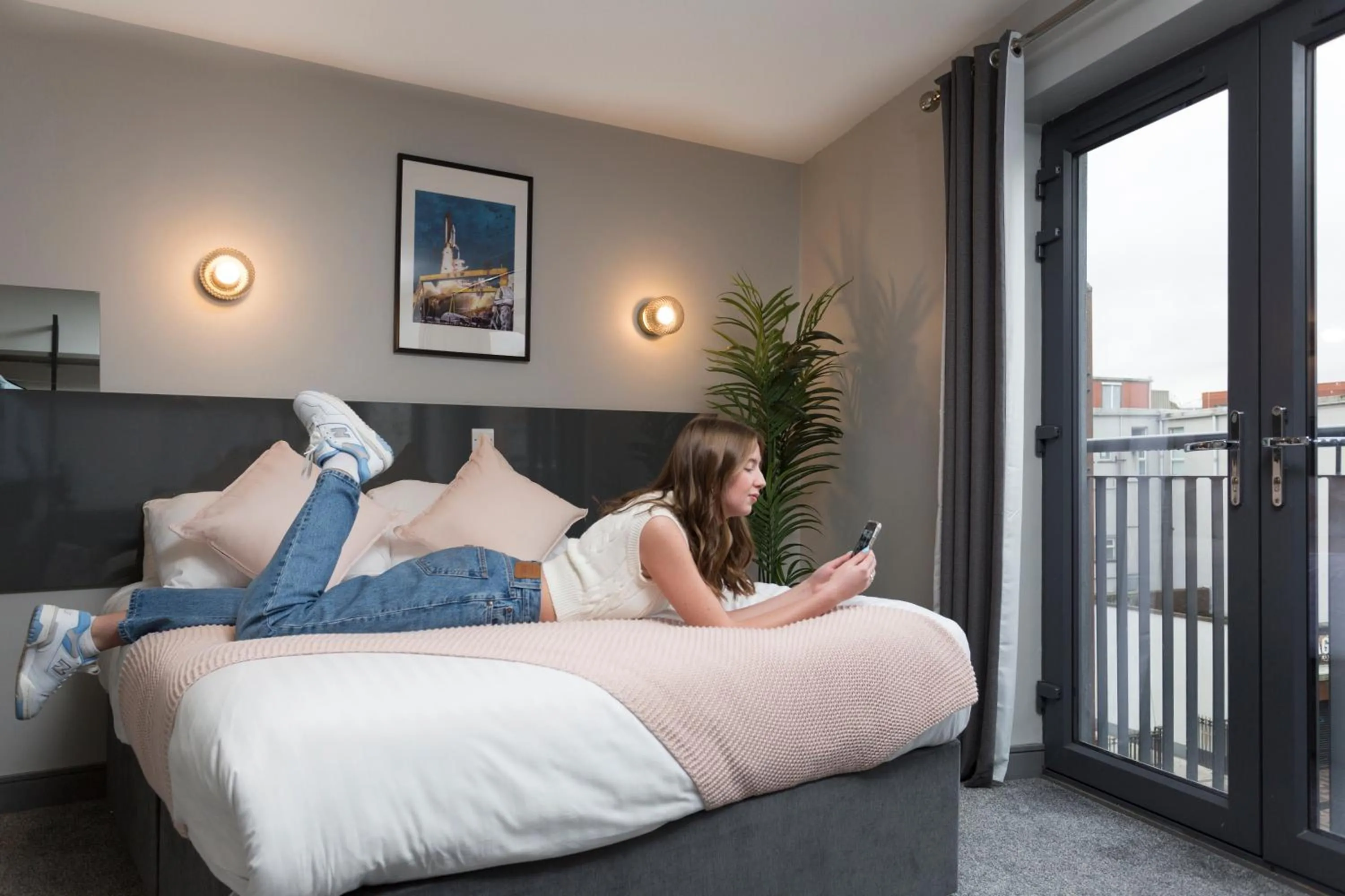 Bed in Bank Square Town House