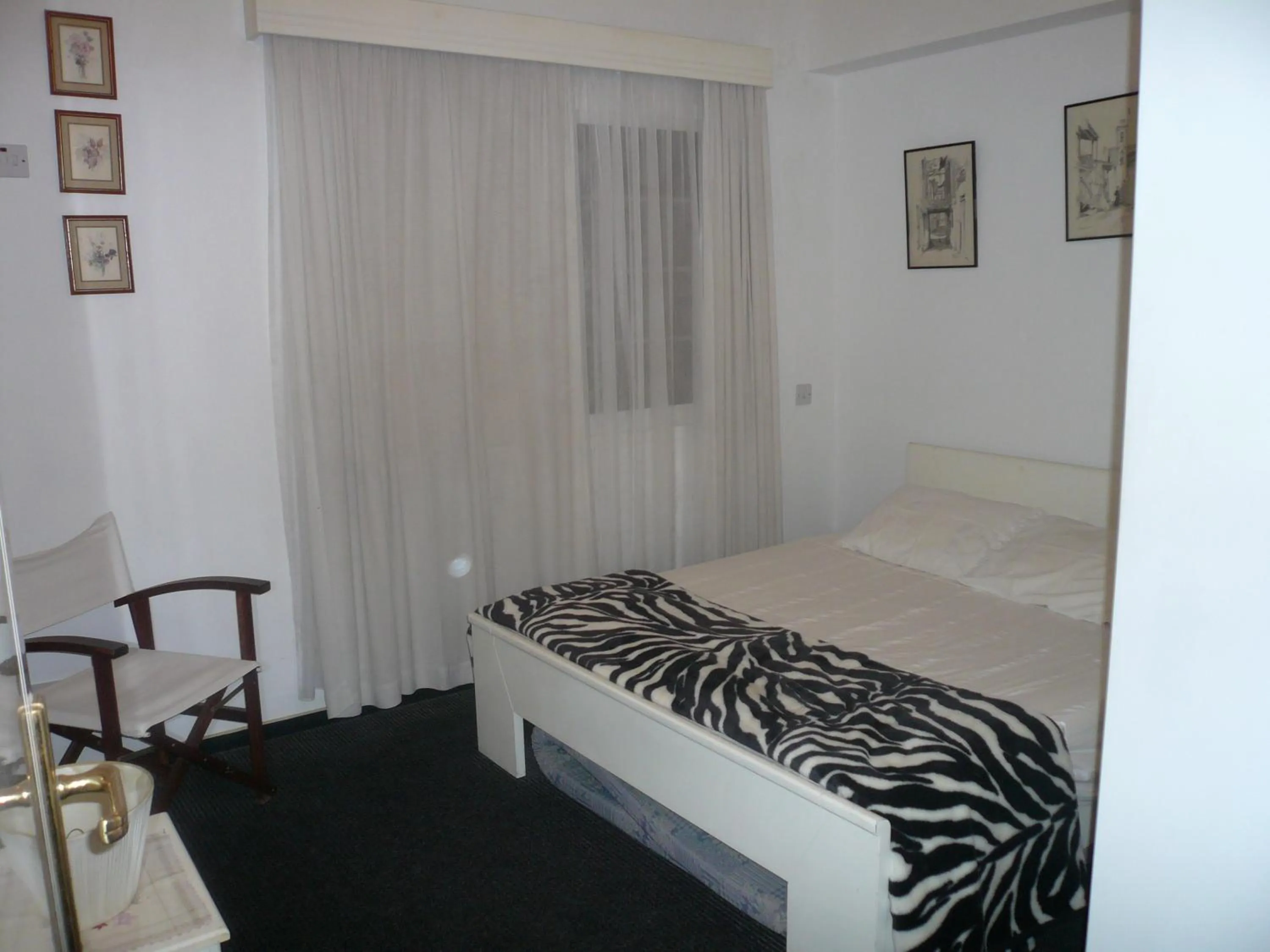 Bedroom, Bed in Greenfields Country Club