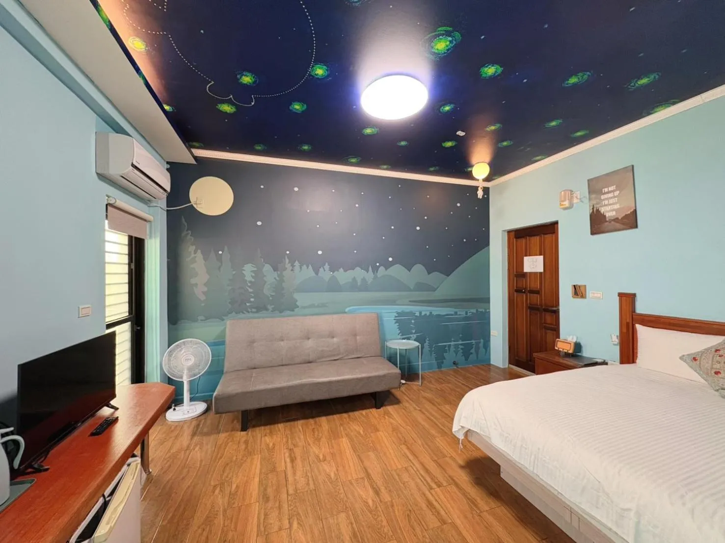 Bed in Big Fish Homestay