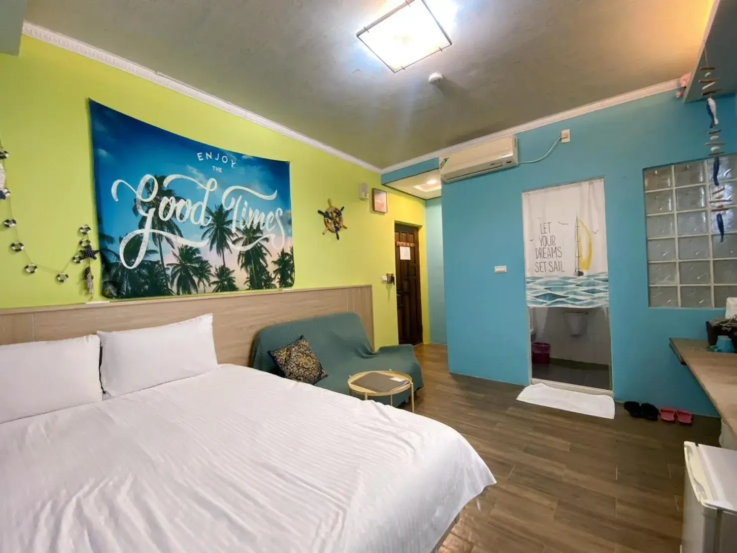 Standard Double Room in Big Fish Homestay Standard Double Room in Big Fish Homestay