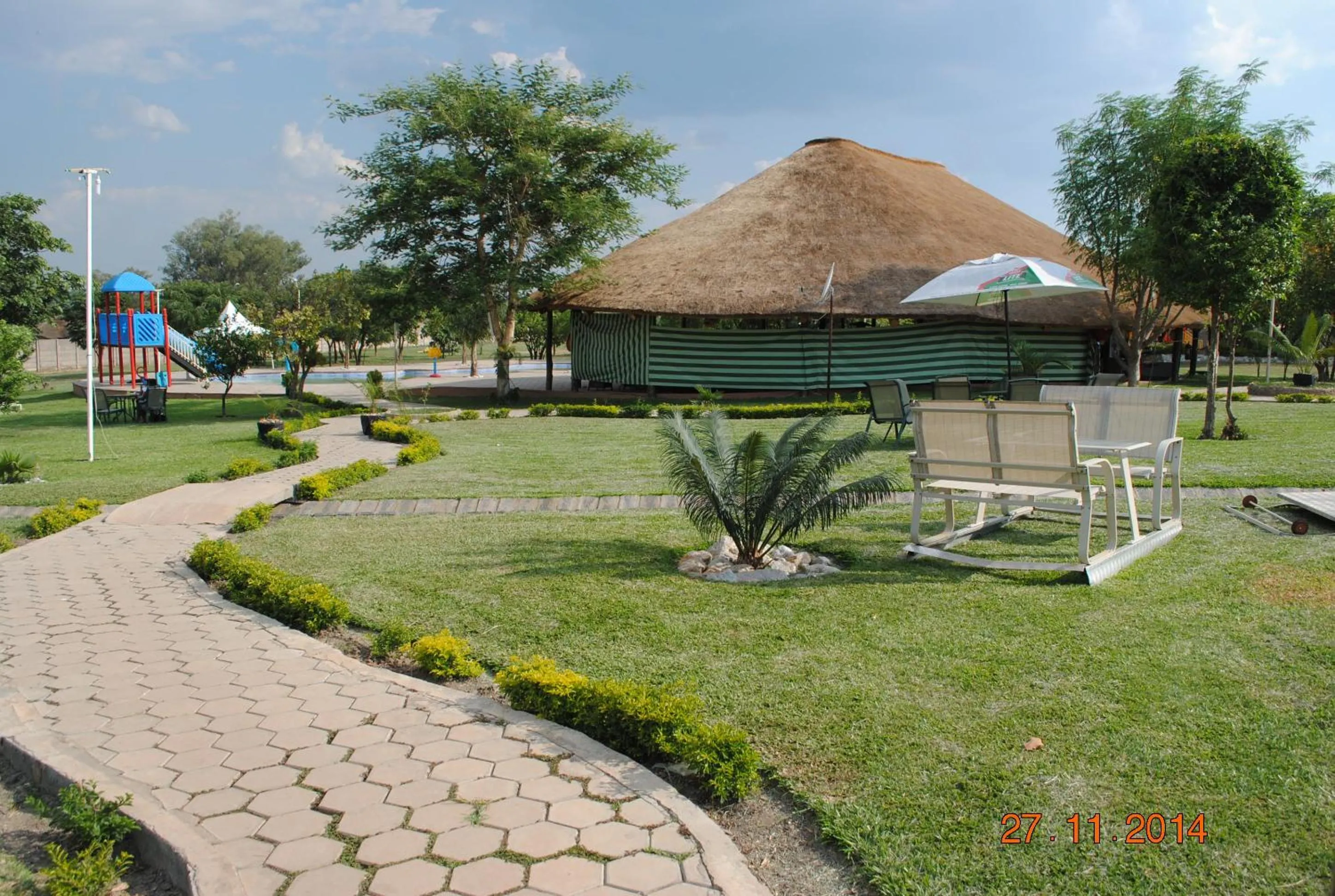 Moba Hotel & Convention Centre