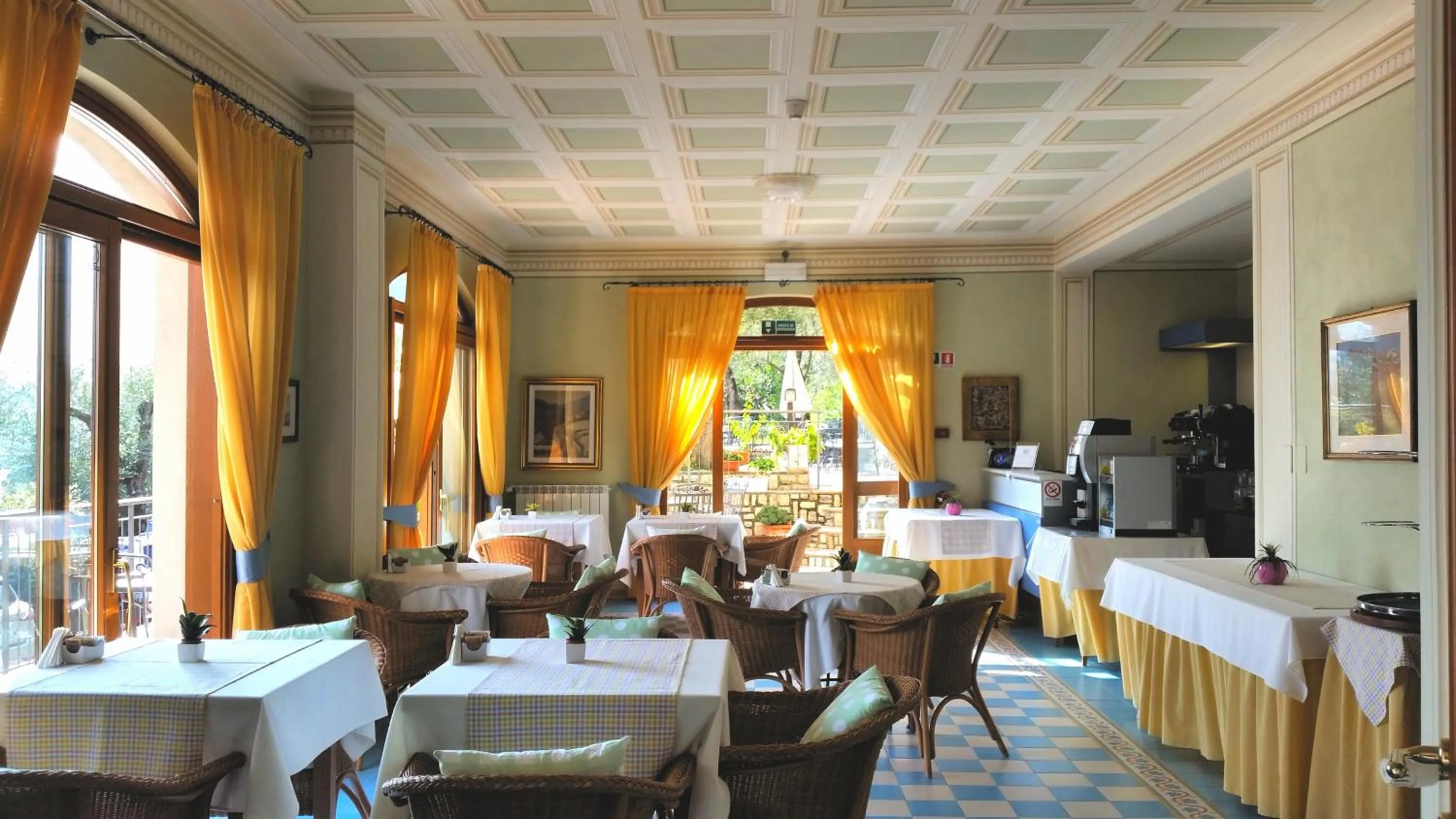 Lounge or bar in Hotel Locanda Ruscello Garnì