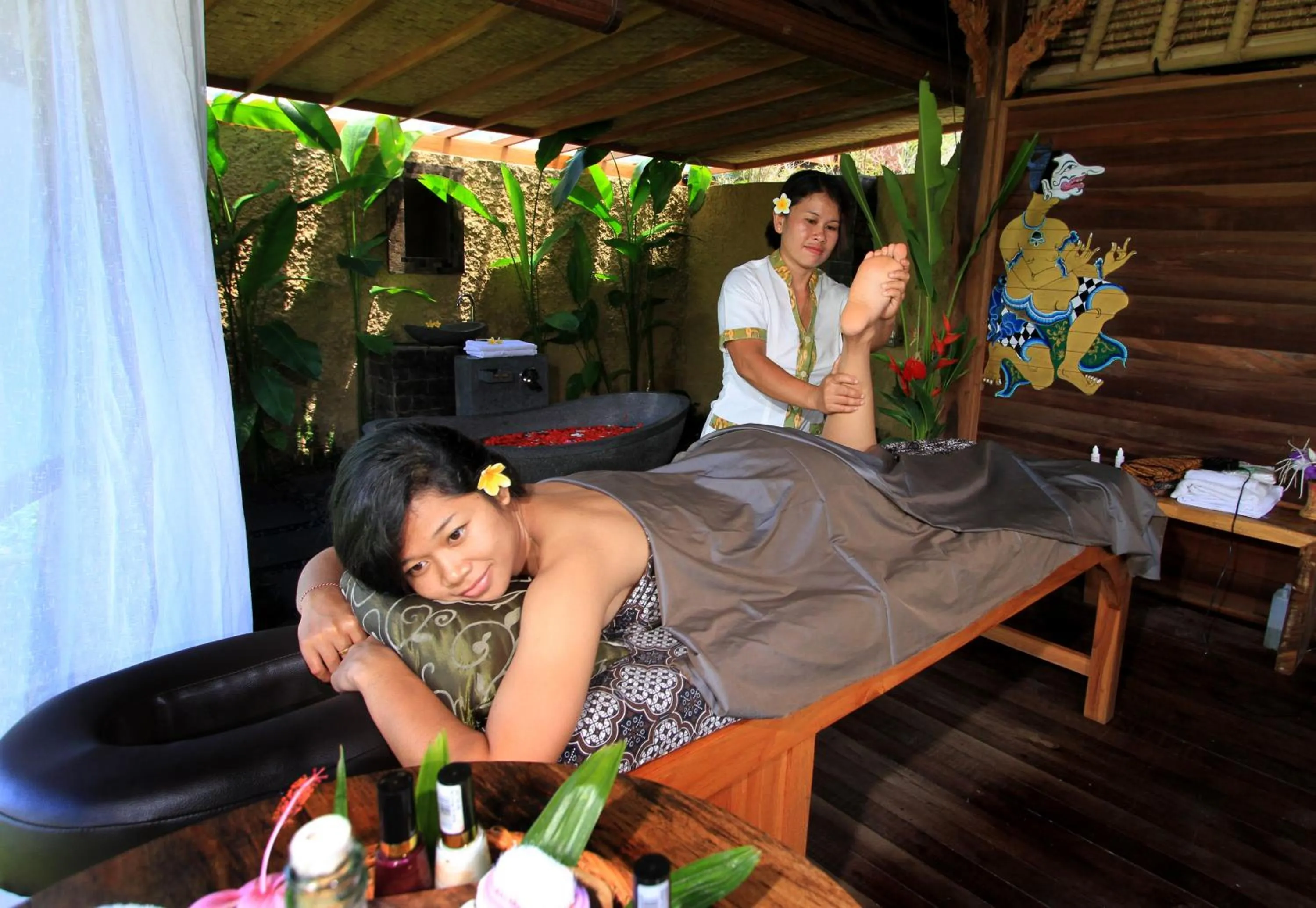 Massage in Sawah Indah Villa