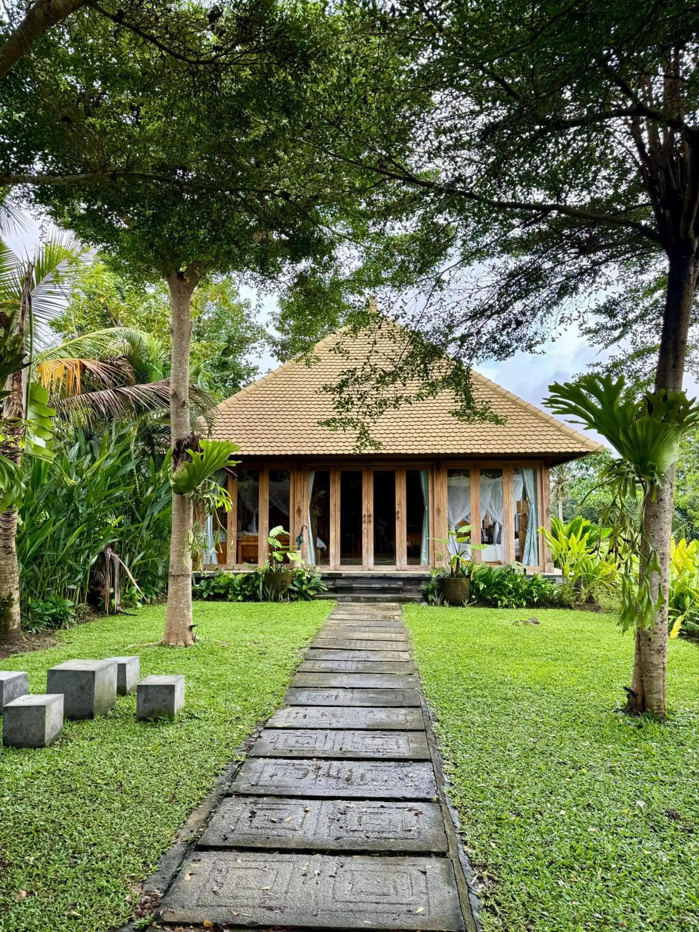 Family Bungalow in Sawah Indah Villa Family Bungalow in Sawah Indah Villa