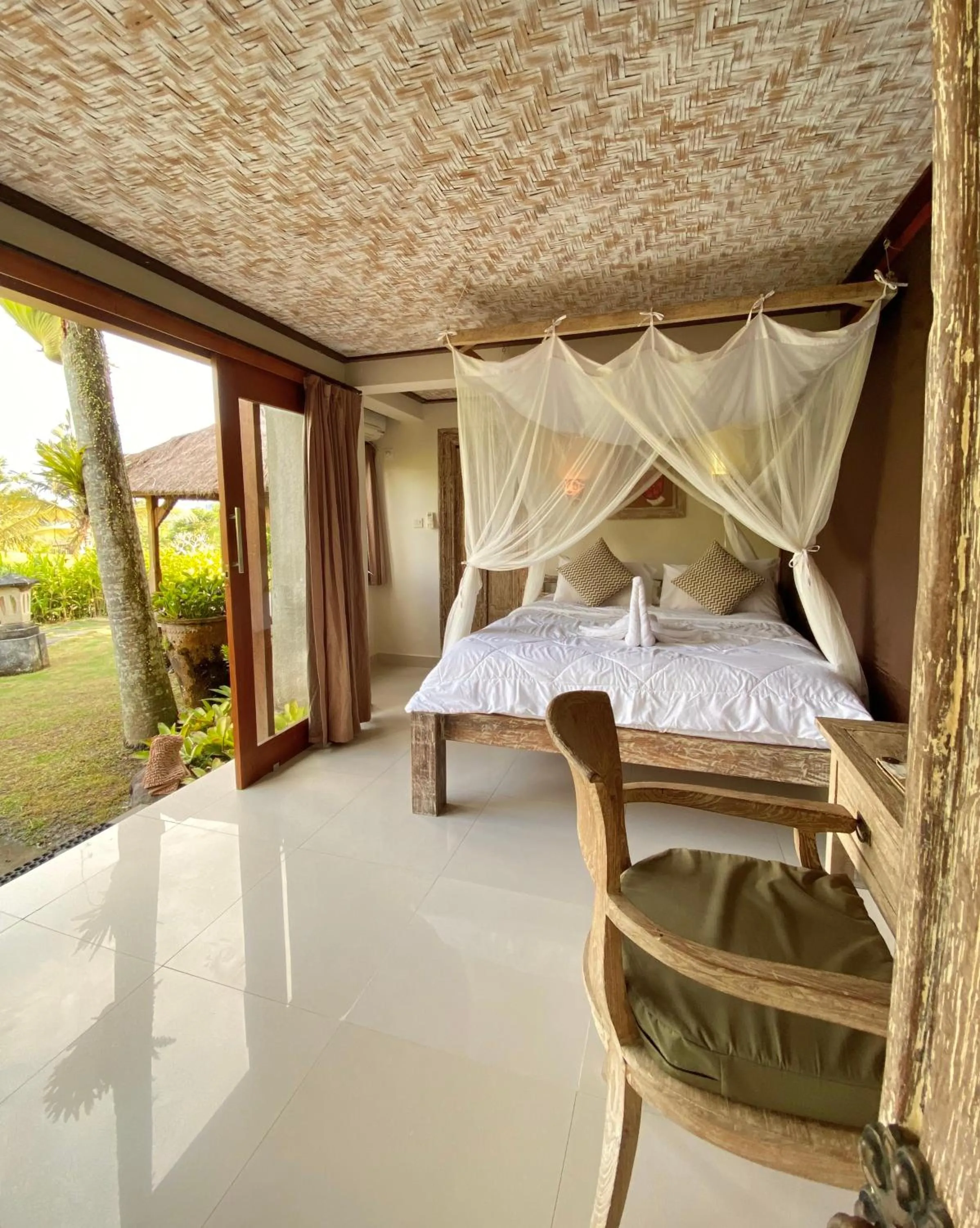 Bedroom, Bed in Sawah Indah Villa