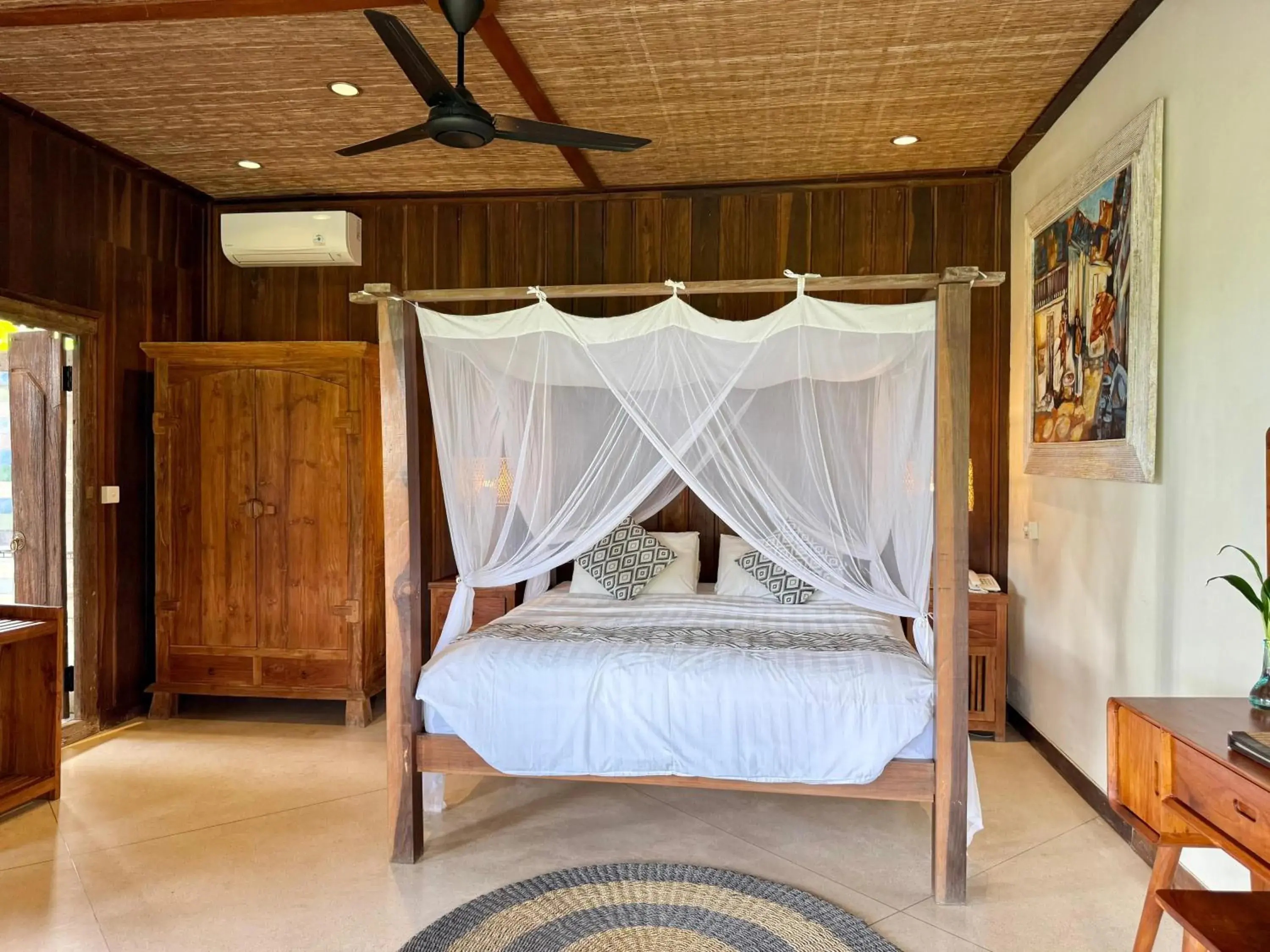 Deluxe Room 2 in Sawah Indah Villa Deluxe Room 2 in Sawah Indah Villa