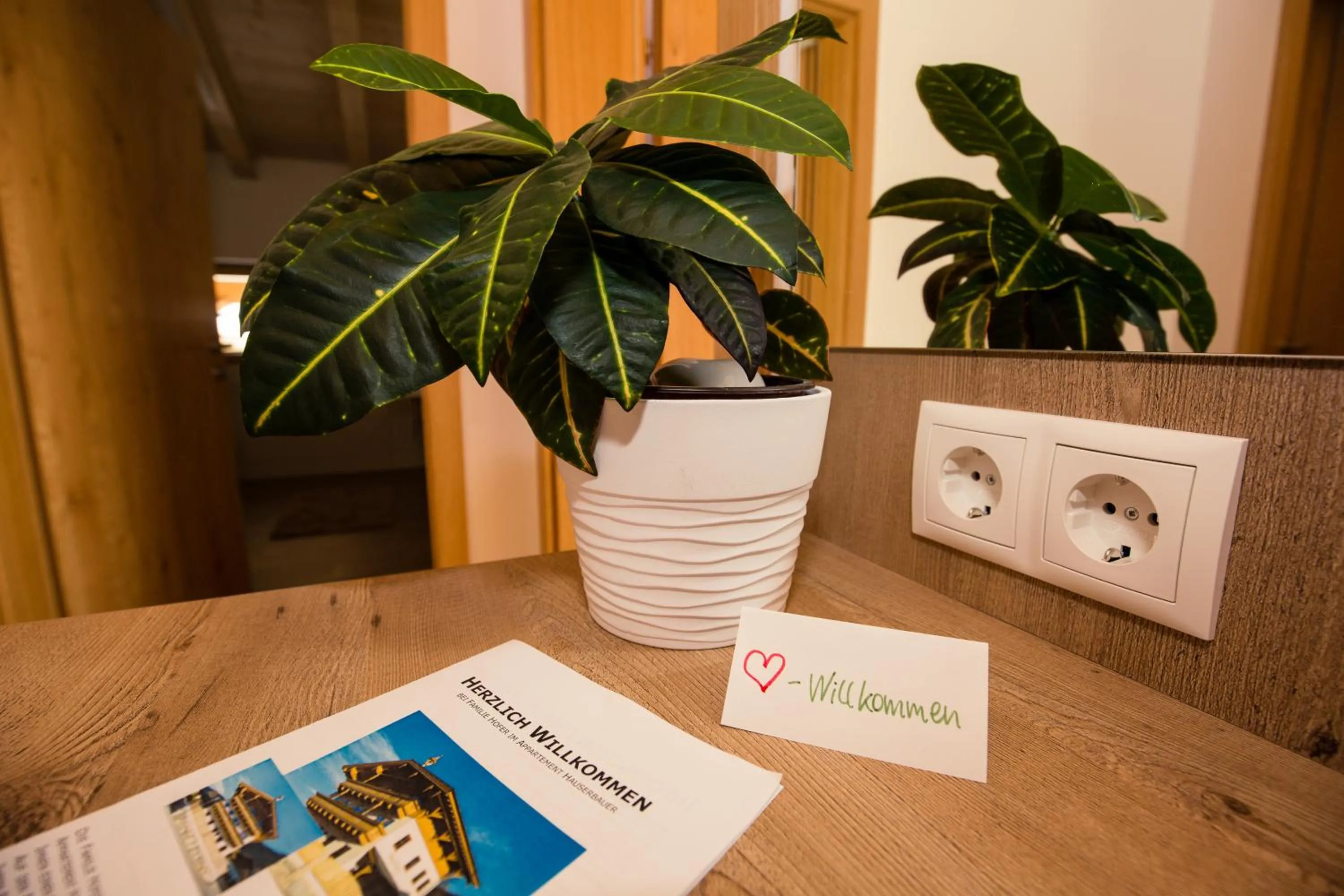 Logo/Certificate/Sign in Appartemets Hauserbauer