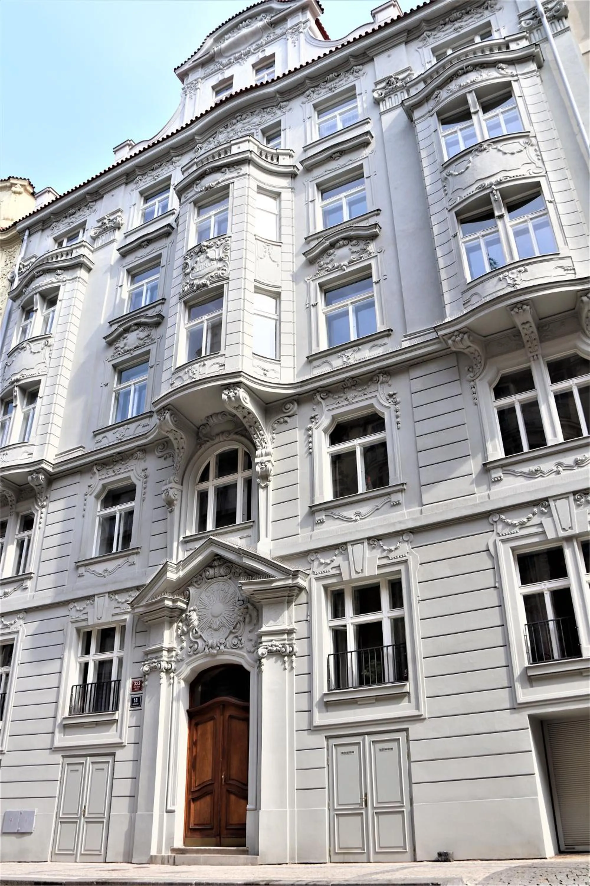 Property building in Flowers apartments