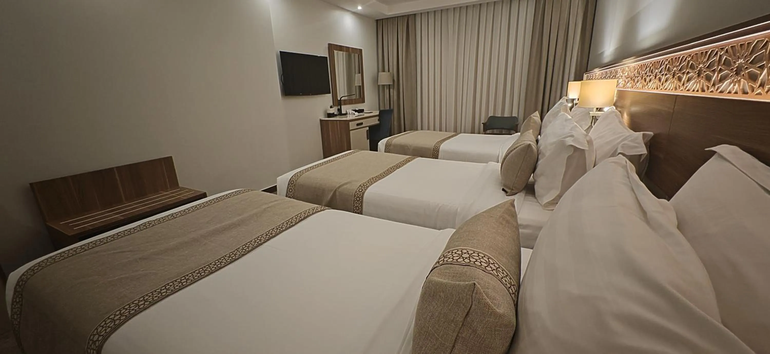 Bed in Le Bosphorus Hotel - Waqf Safi