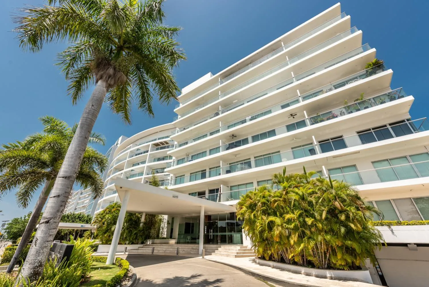 Property building in Edificio Morros Vitri Lujo con Panorama
