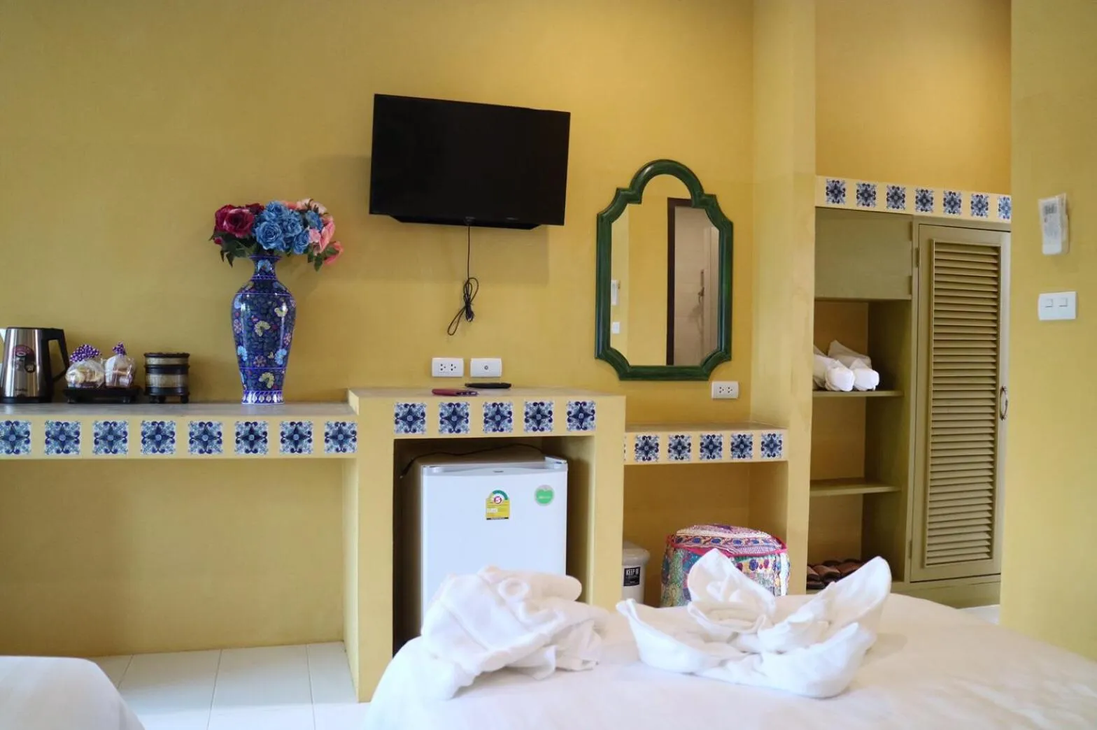 Bed in La Reina Maroc Hotel ปากช่อง เขาใหญ่