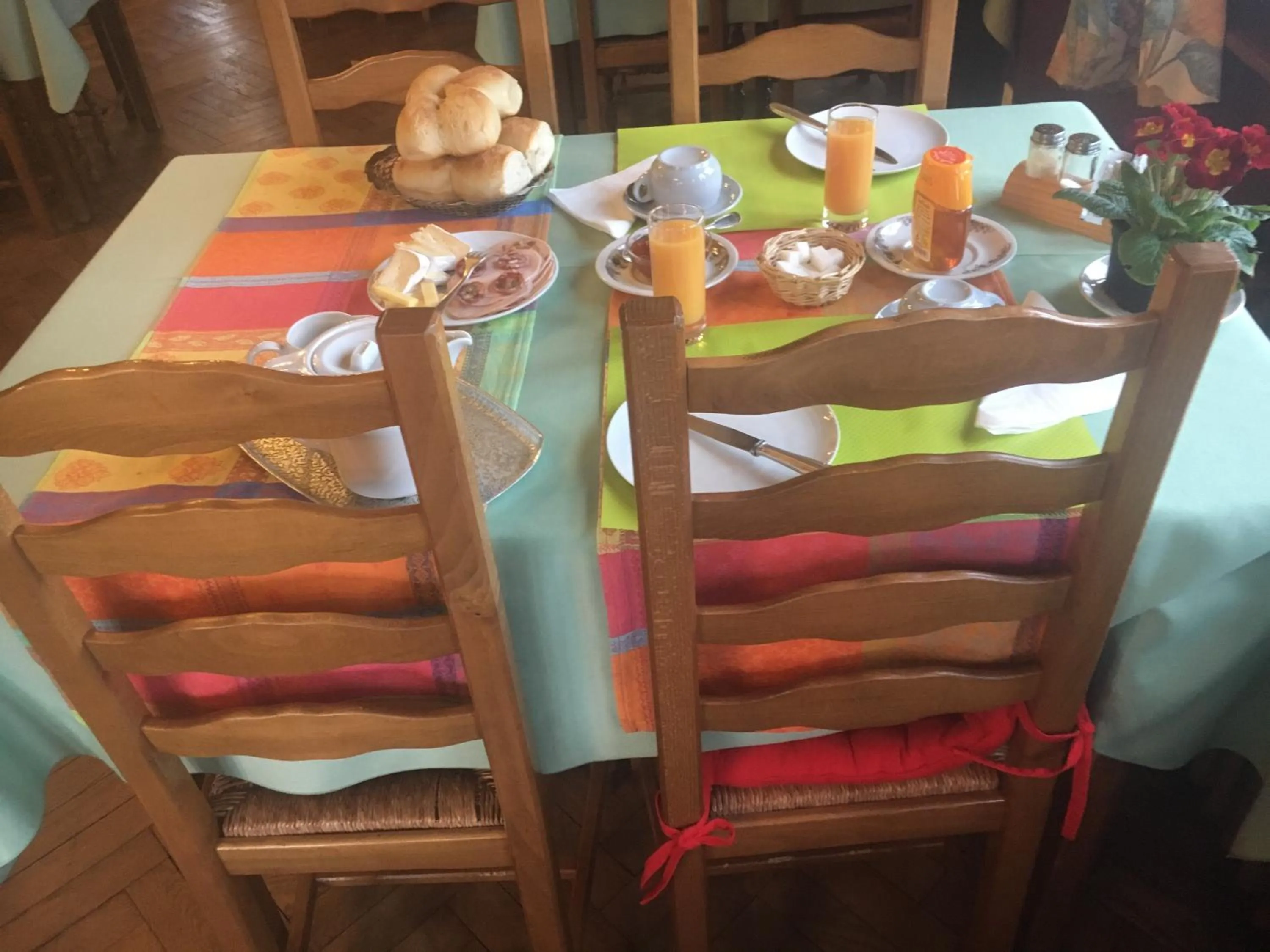 Continental breakfast in Le Chalet