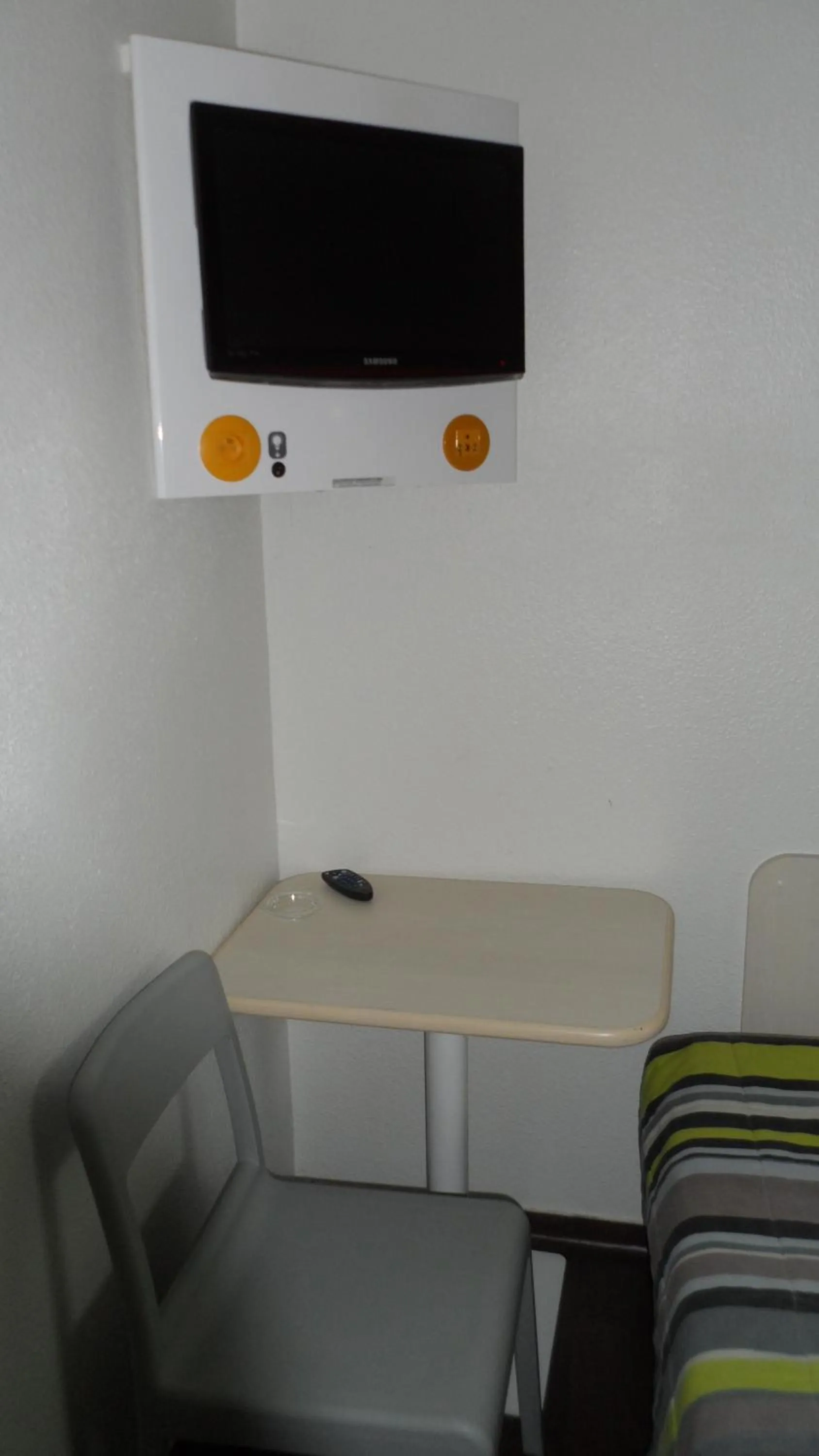 TV and multimedia in hotelF1 Blois