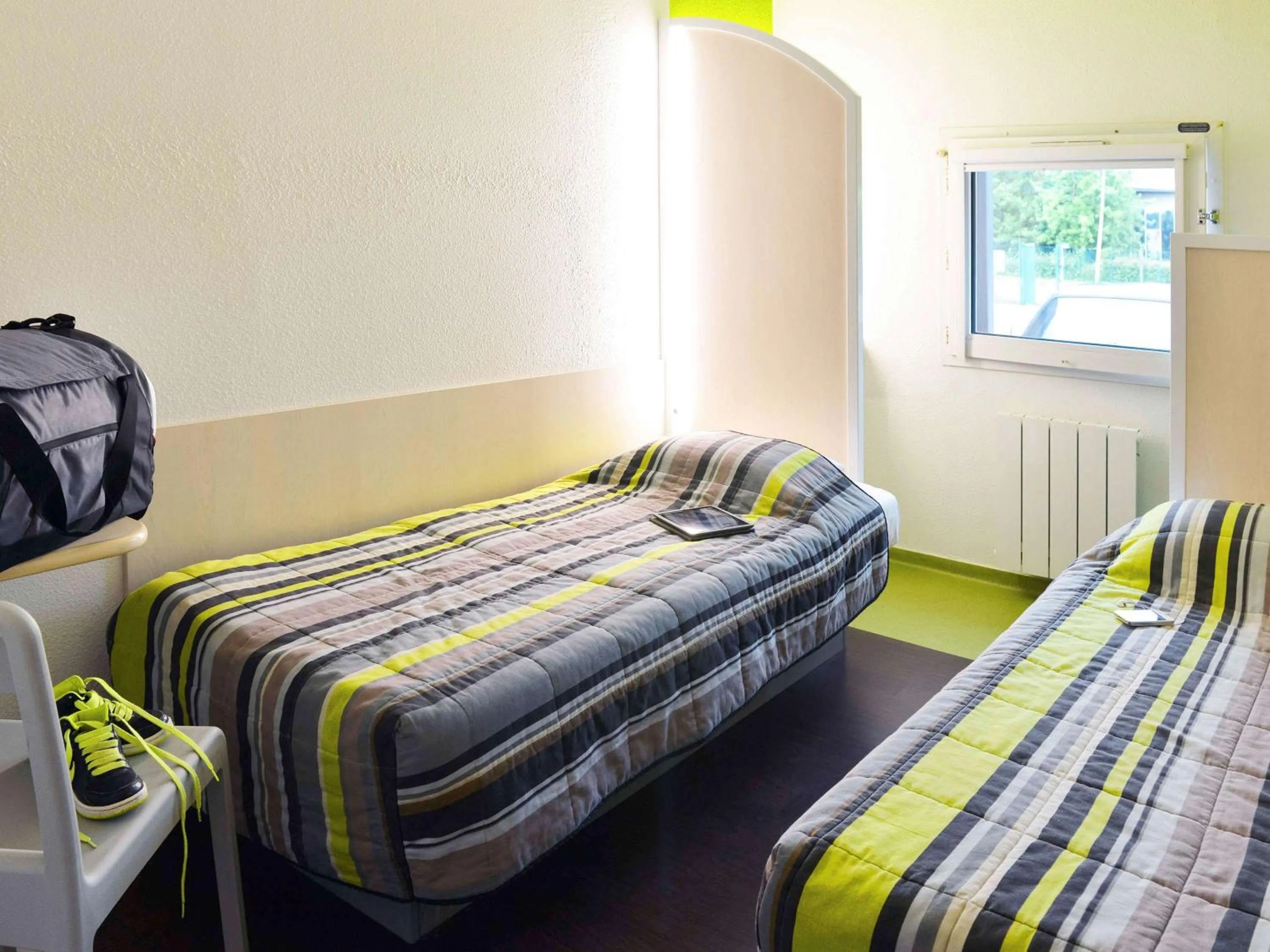 Photo of the whole room, Bed in hotelF1 Blois