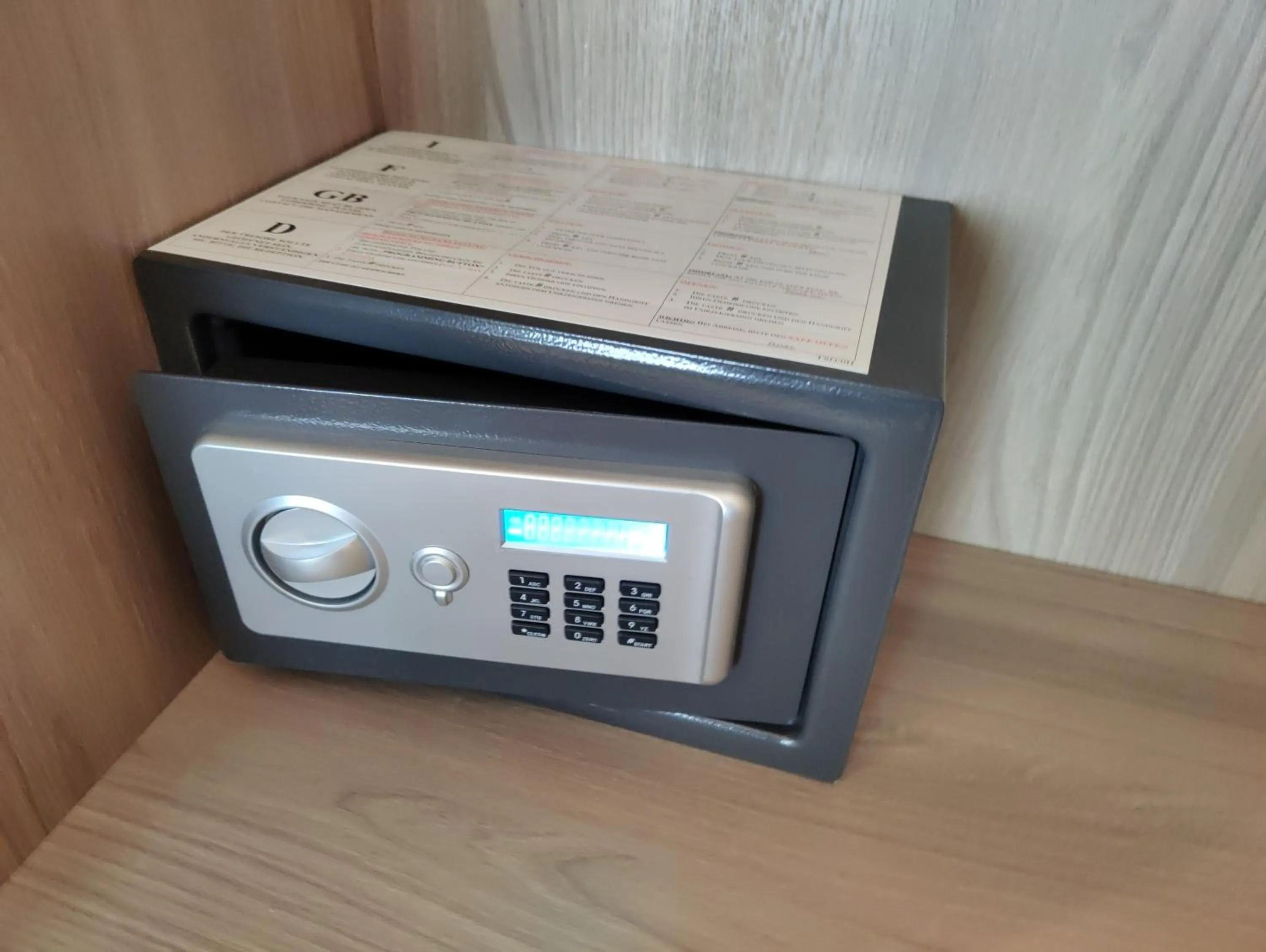 safe in Eolian Port B&B