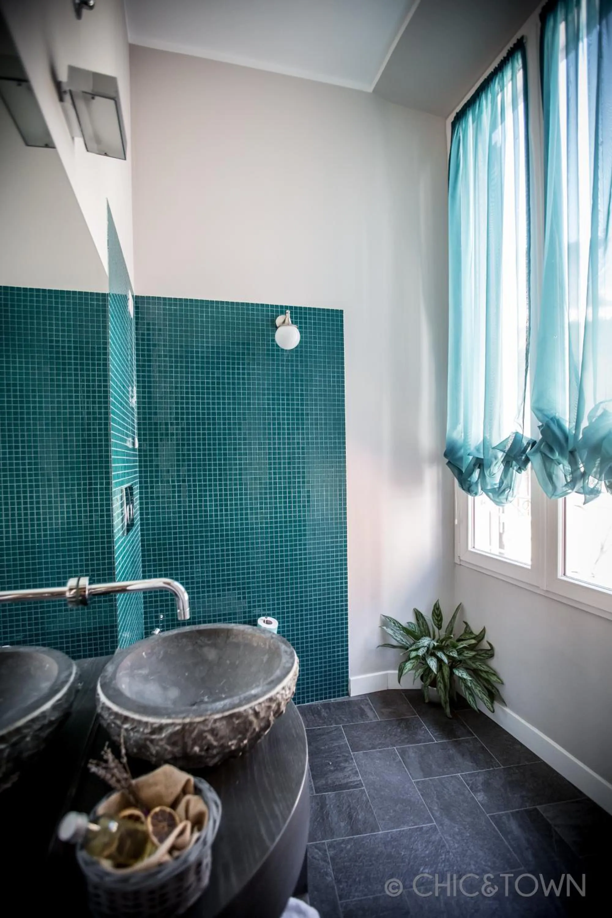 Toilet in Chic & Town Luxury Rooms Piazza di Spagna