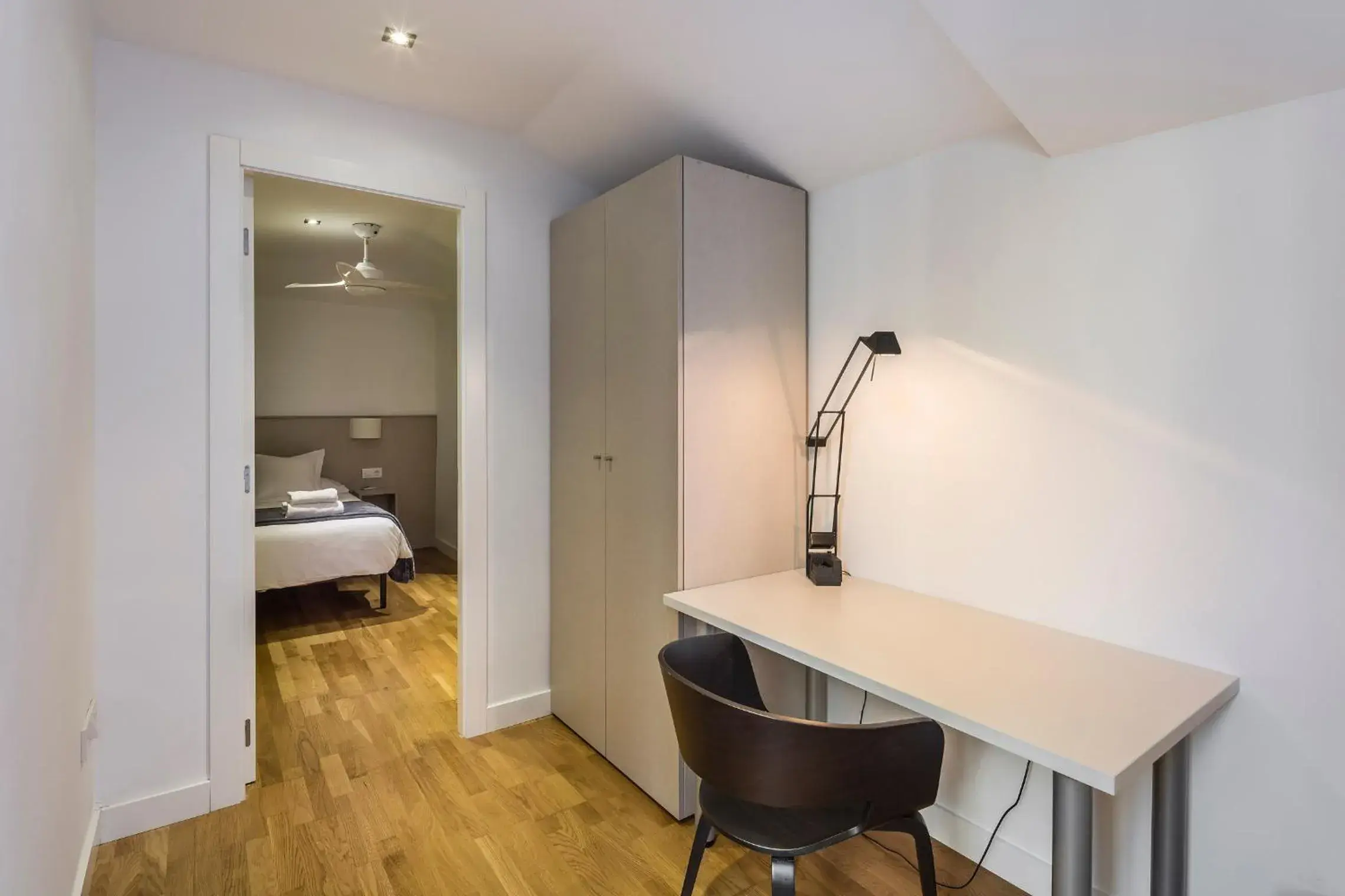 Seating area, Bed in Mon Suites Catedral Seating area, Bed in Mon Suites Catedral