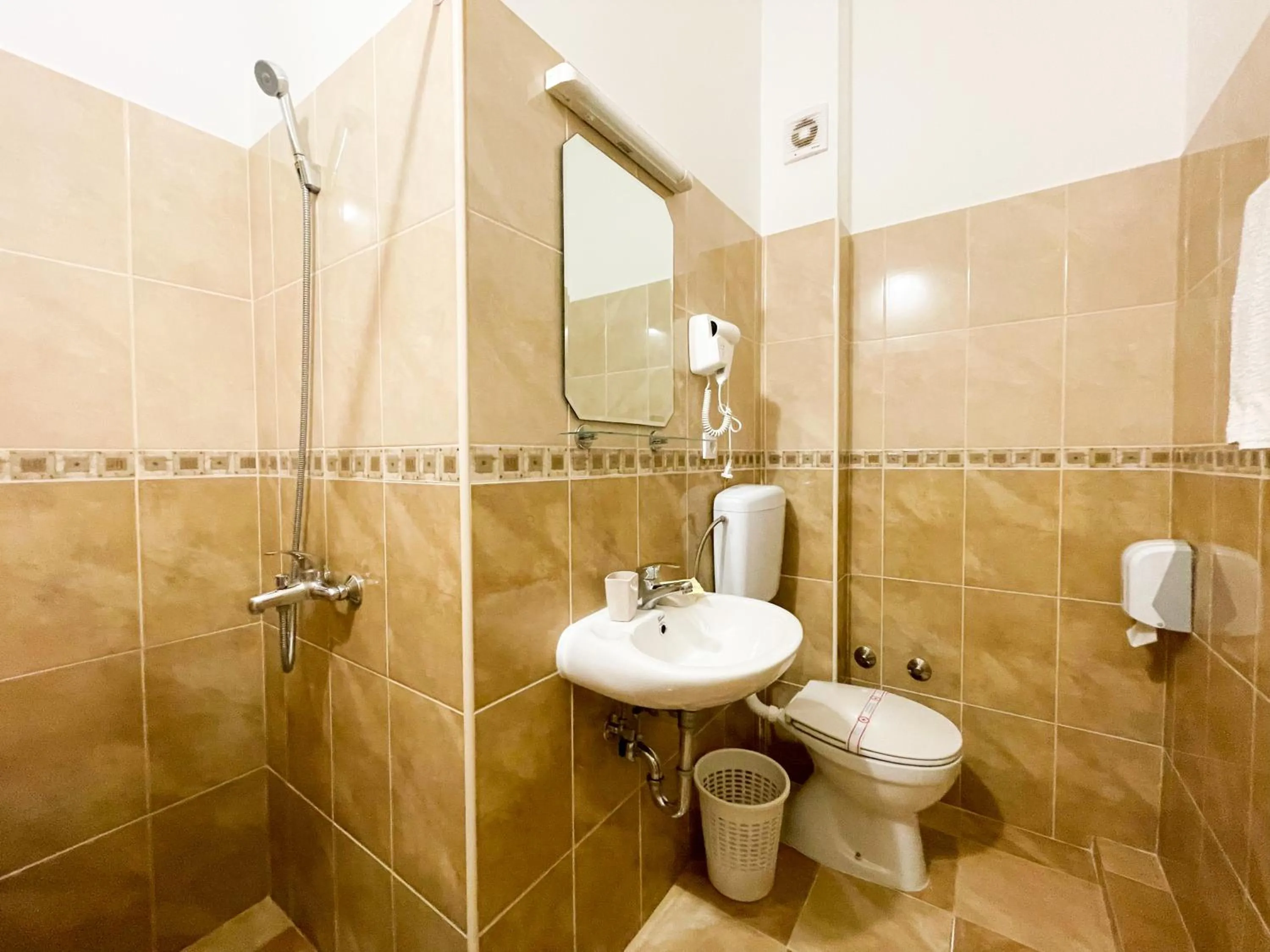 Shower in Villa Kovacevic