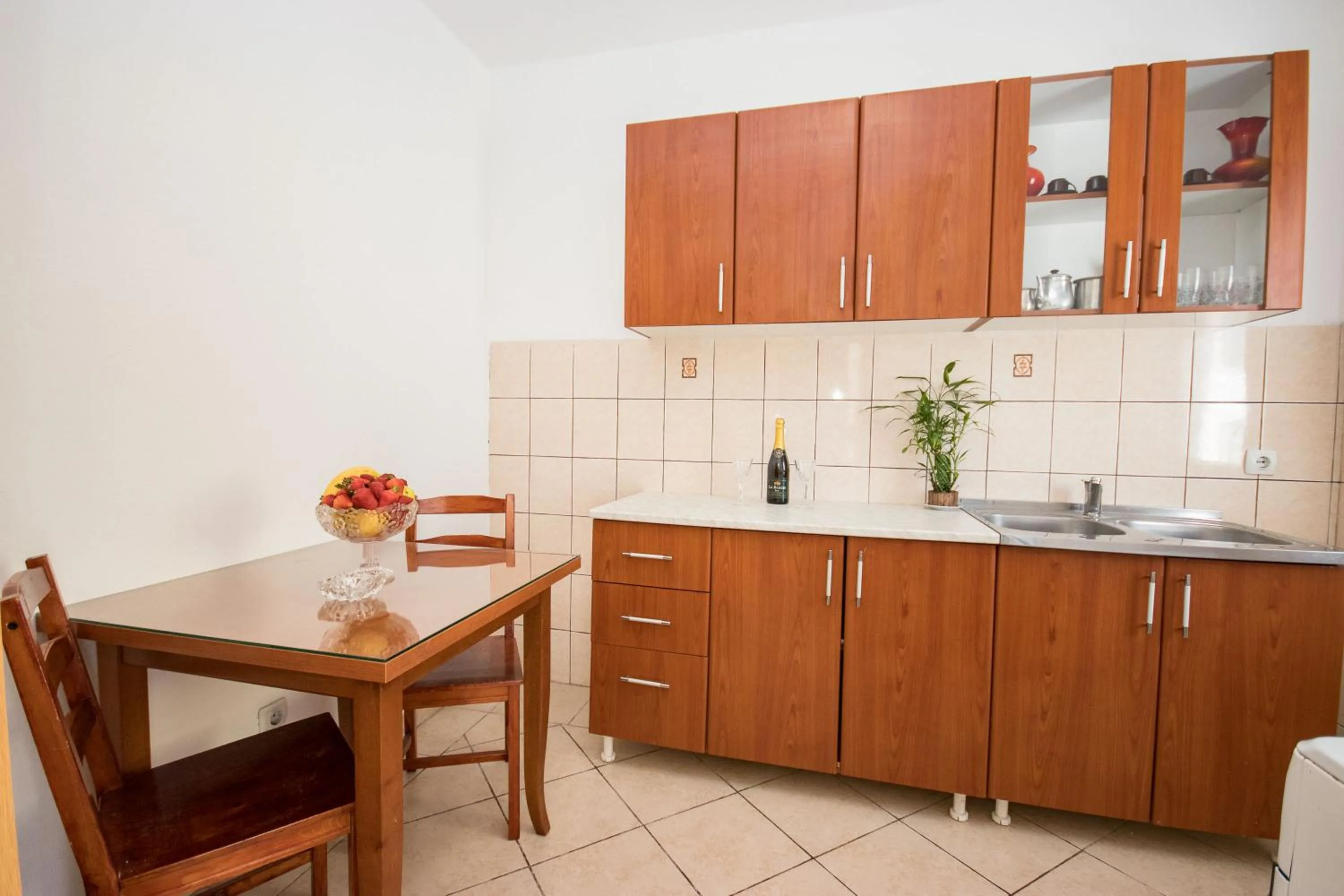 Kitchen or kitchenette in Villa Kovacevic