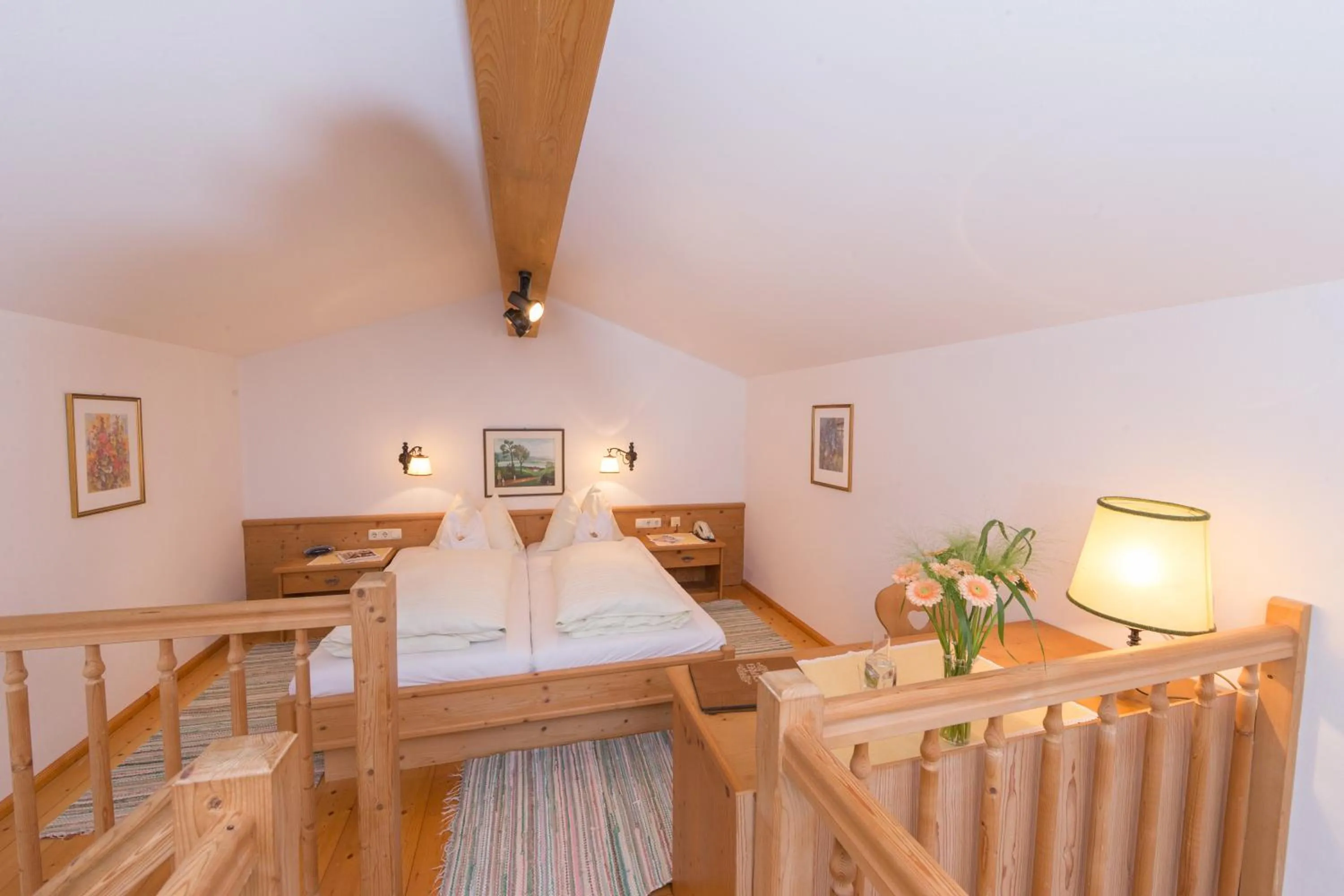 Bed in Der Erlhof Restaurant & Landhotel