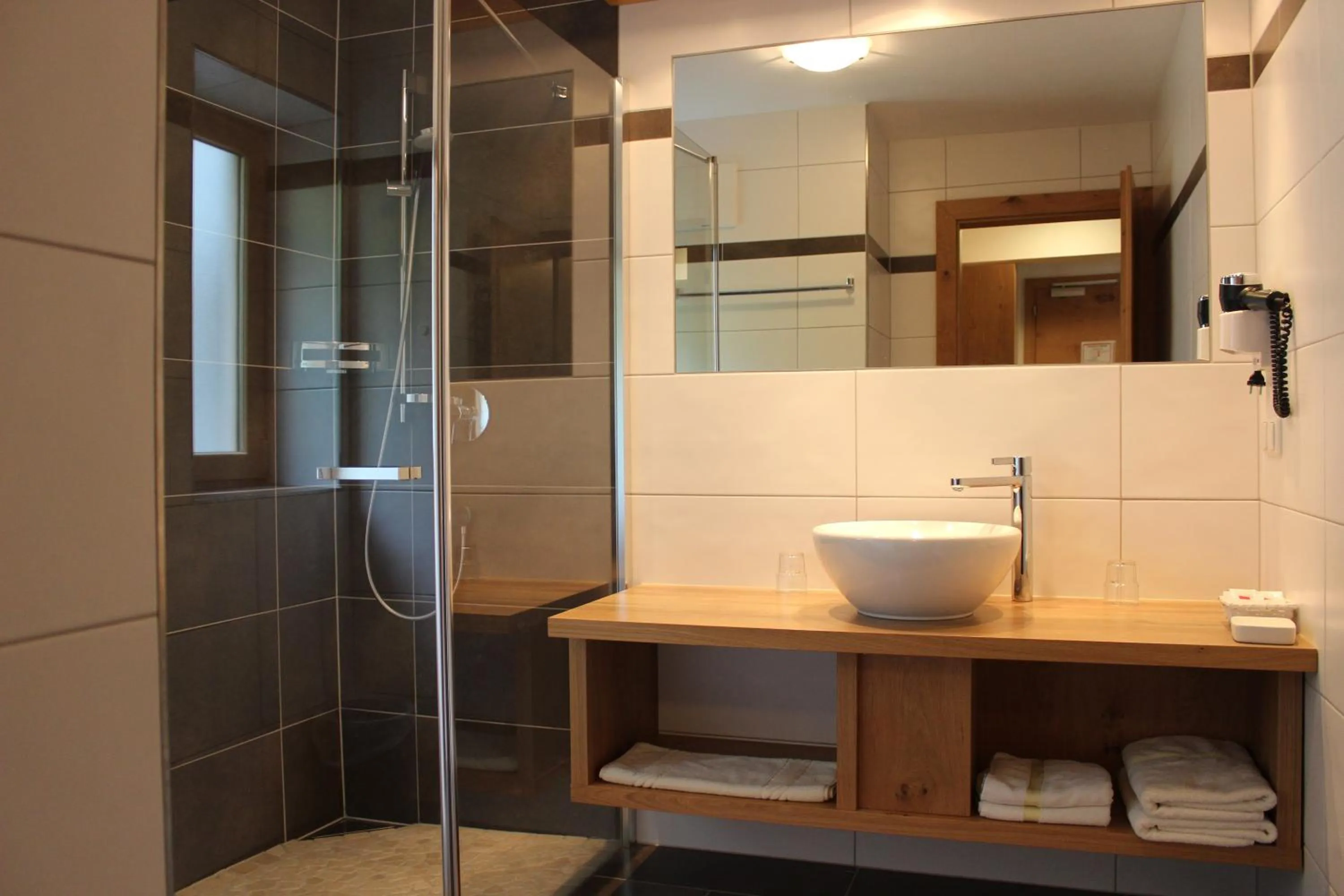 Shower in Pension Michael