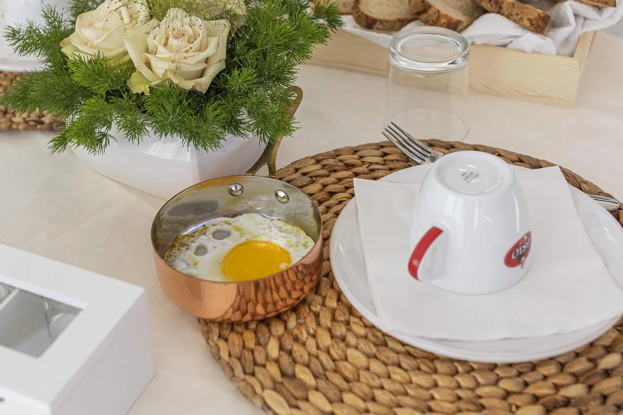 Breakfast in Petra Bianca