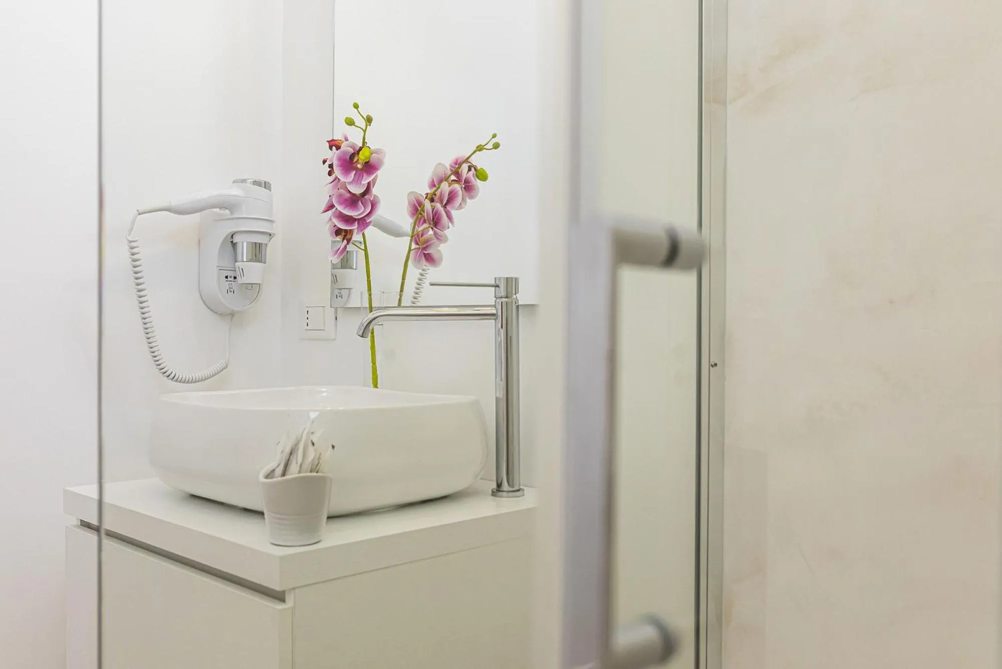 Bathroom in Petra Bianca