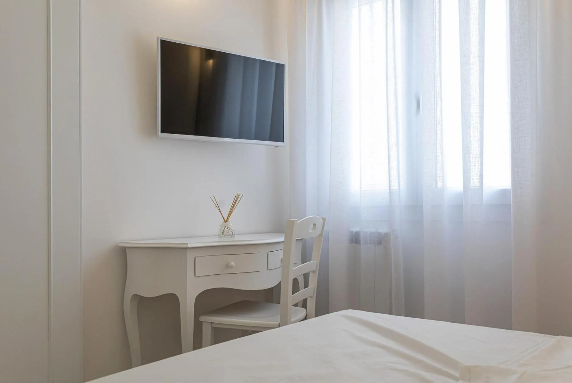 Bedroom, Bed in Petra Bianca