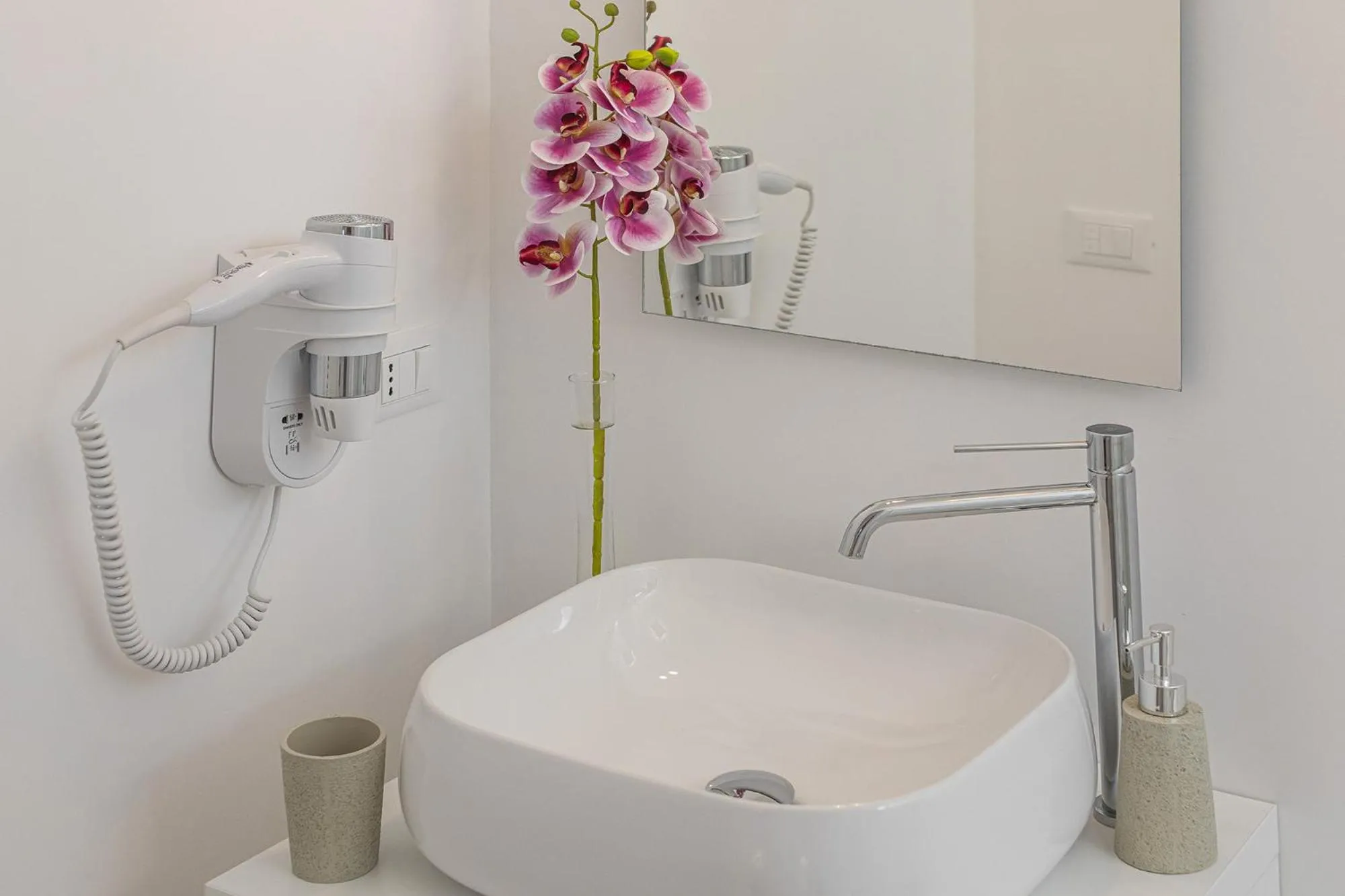 Bathroom in Petra Bianca