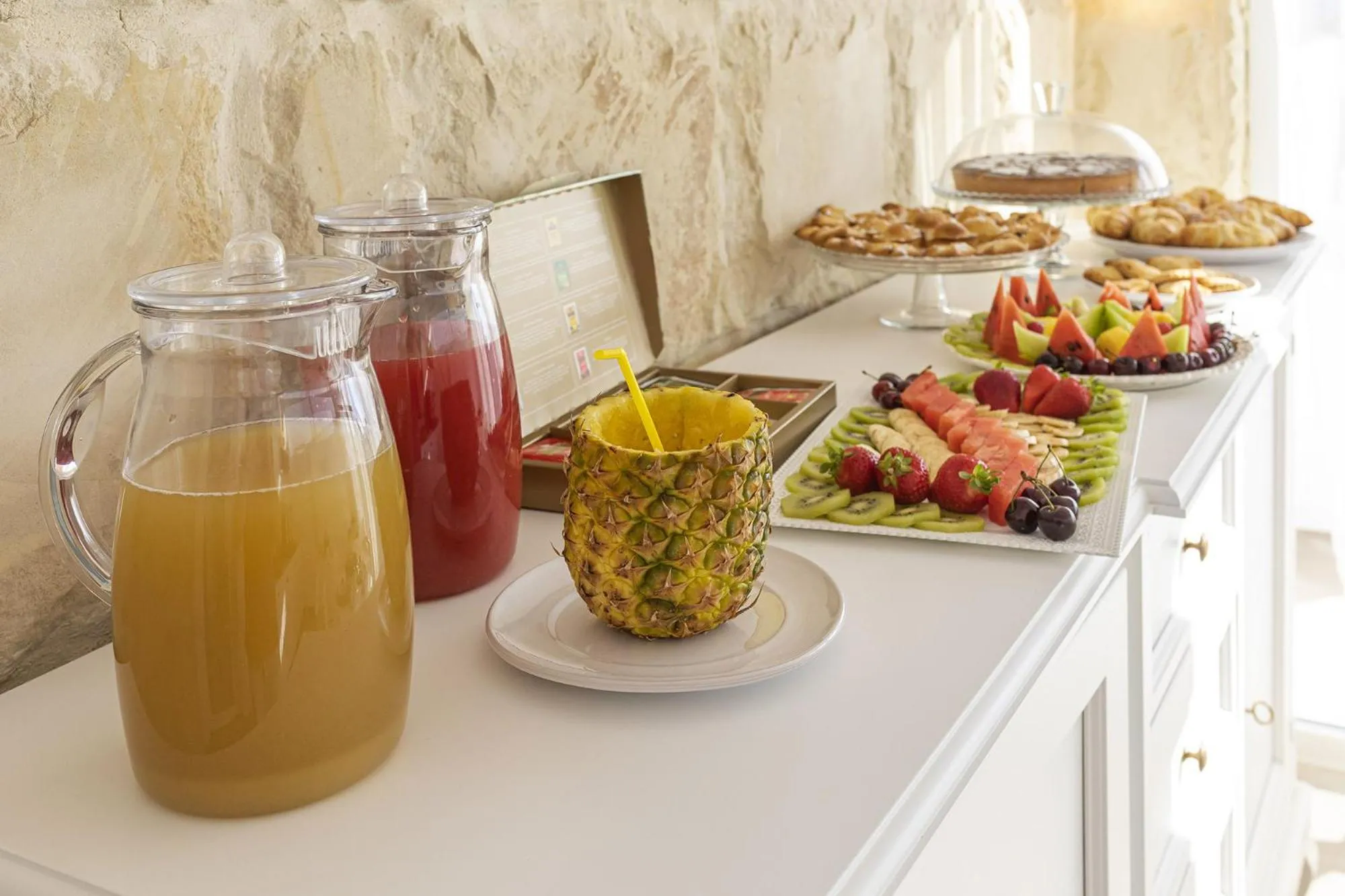 Breakfast in Petra Bianca