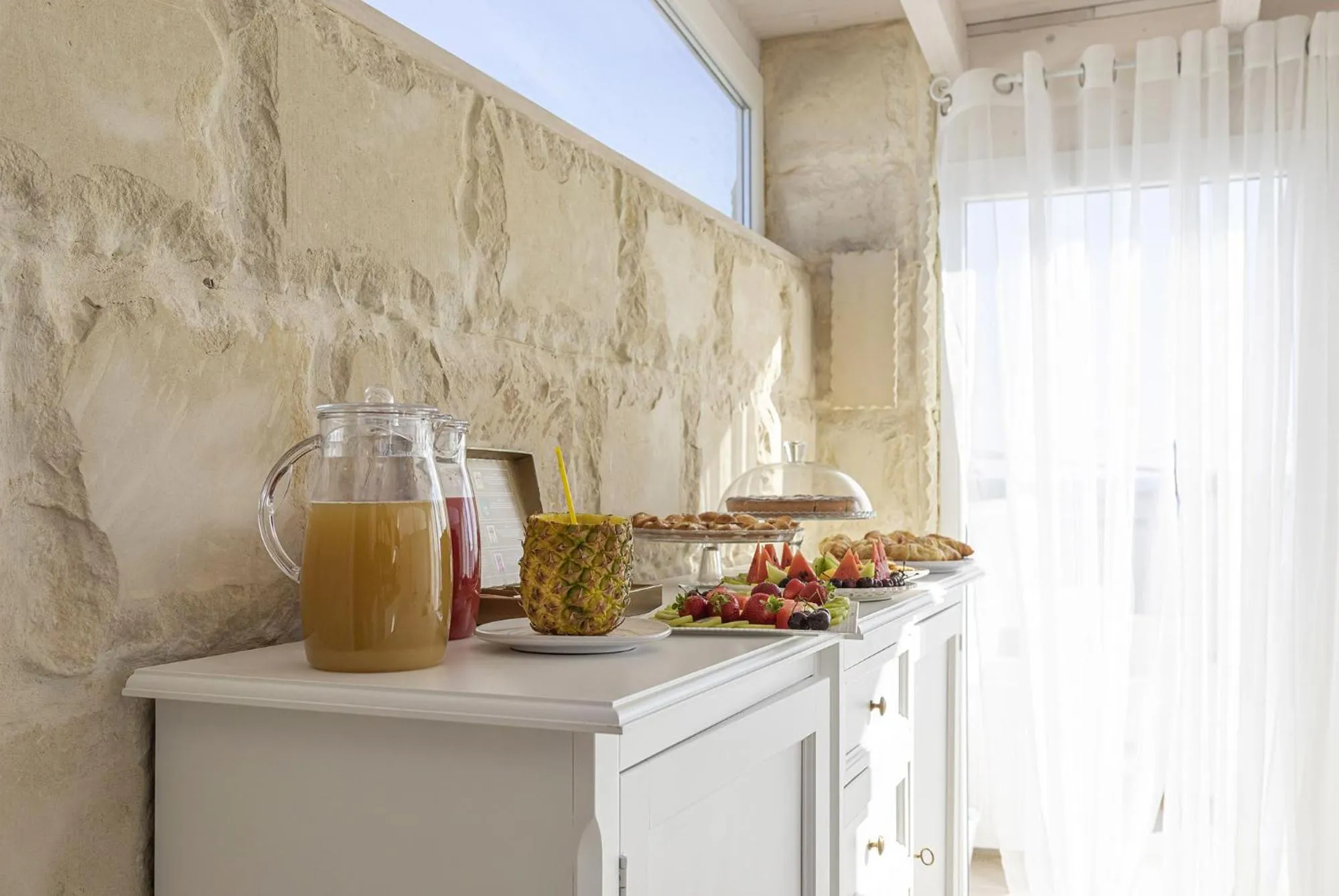 Breakfast in Petra Bianca