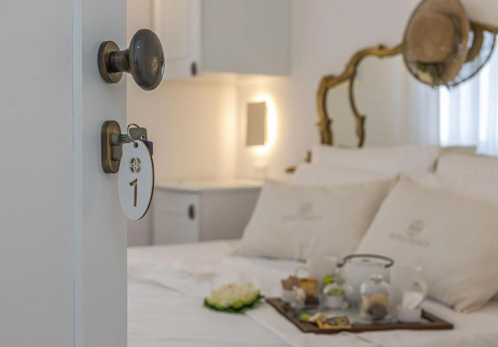 Bedroom, Bed in Petra Bianca