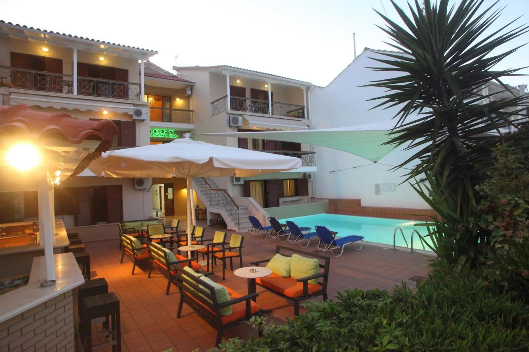 Vicky Apartments