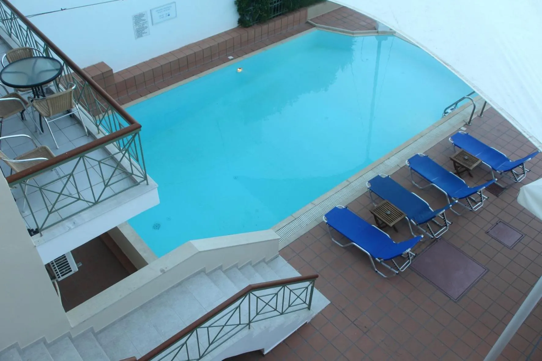 Vicky Apartments