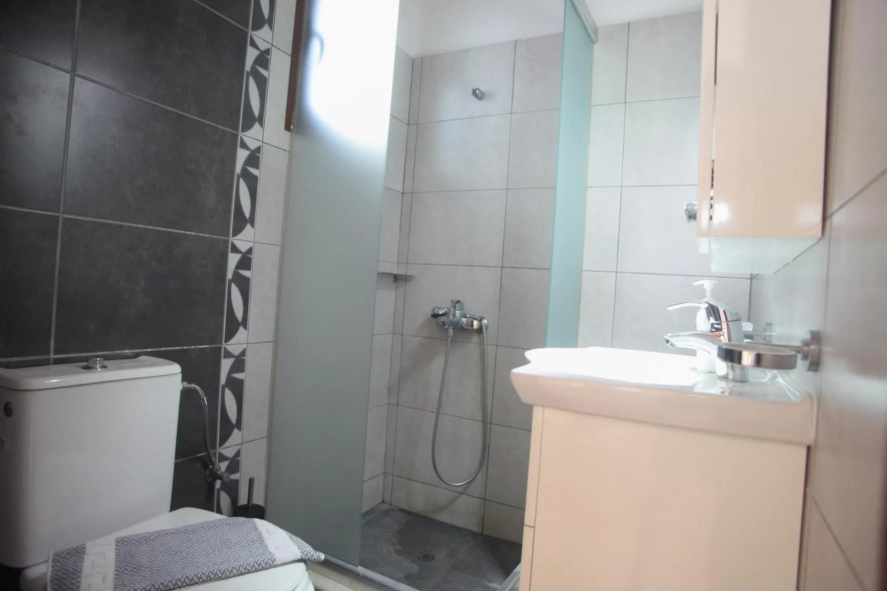 Vicky Apartments